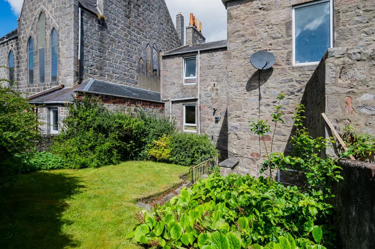 property photo 18 of 19