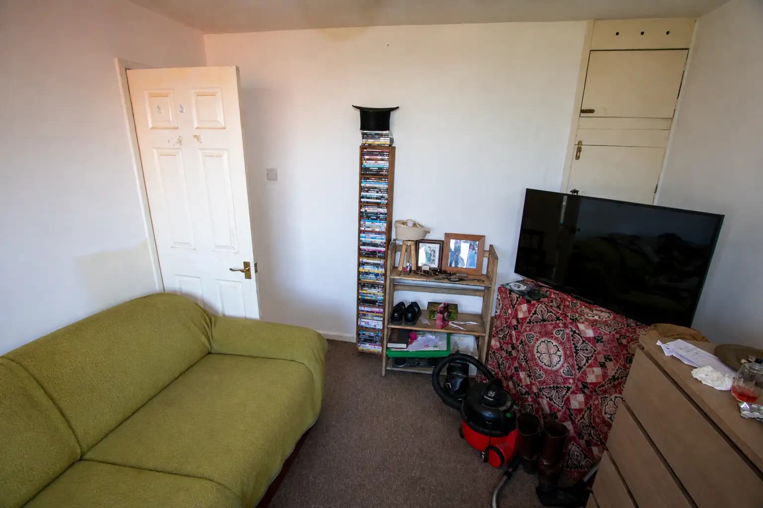 property photo 13 of 24