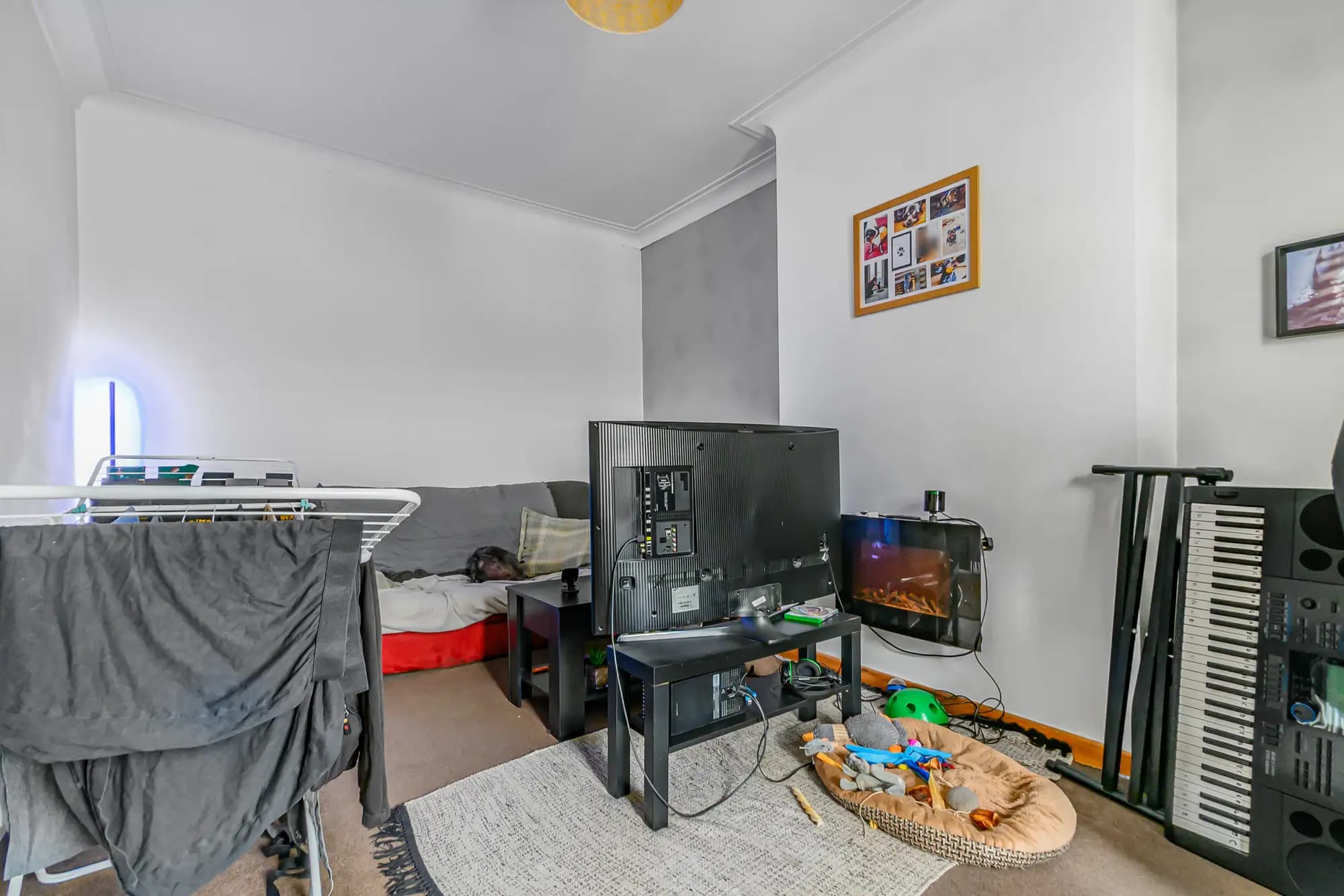 property photo 3 of 23