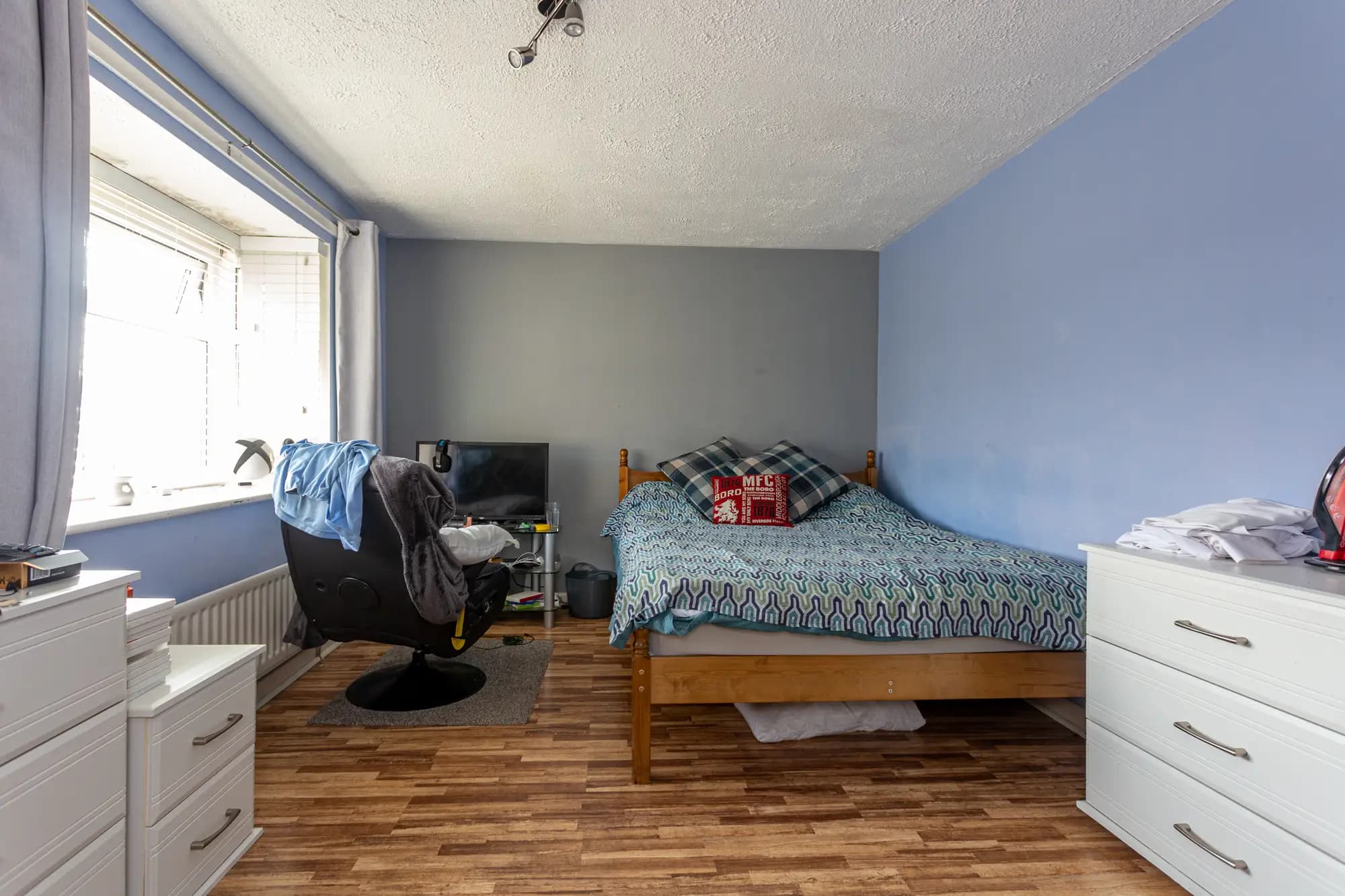 property photo 12 of 15