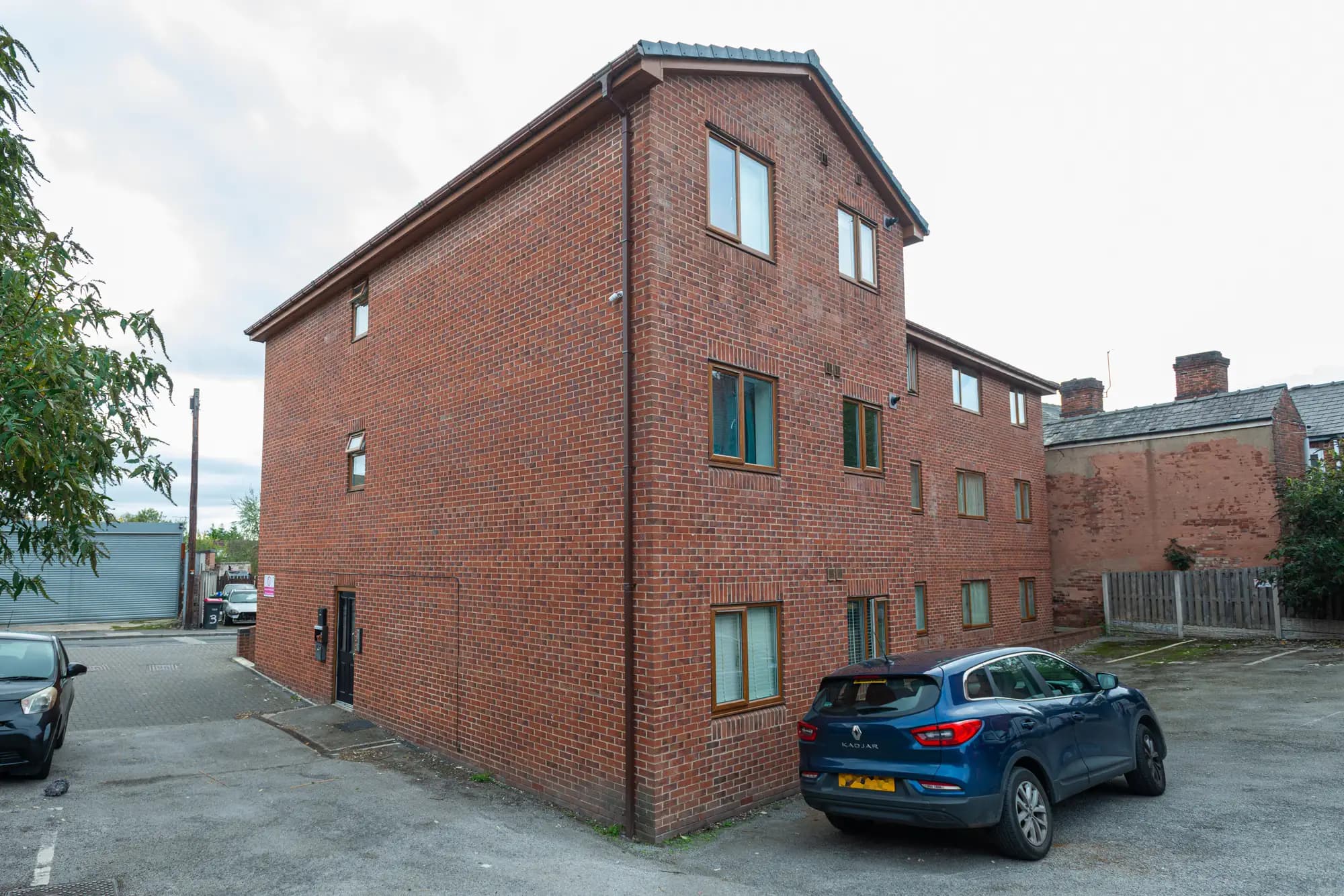 property photo 19 of 20