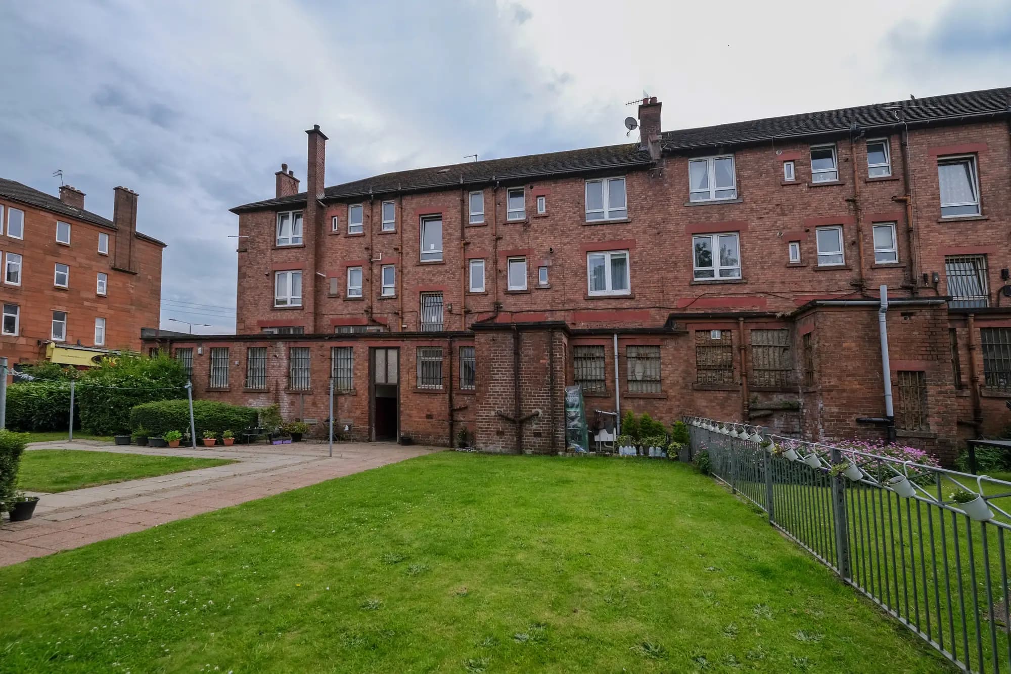 property photo 27 of 31