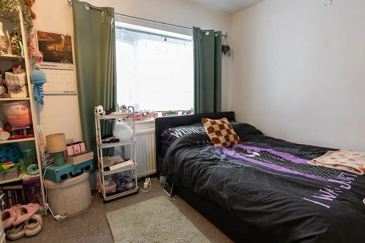 property photo 15 of 25