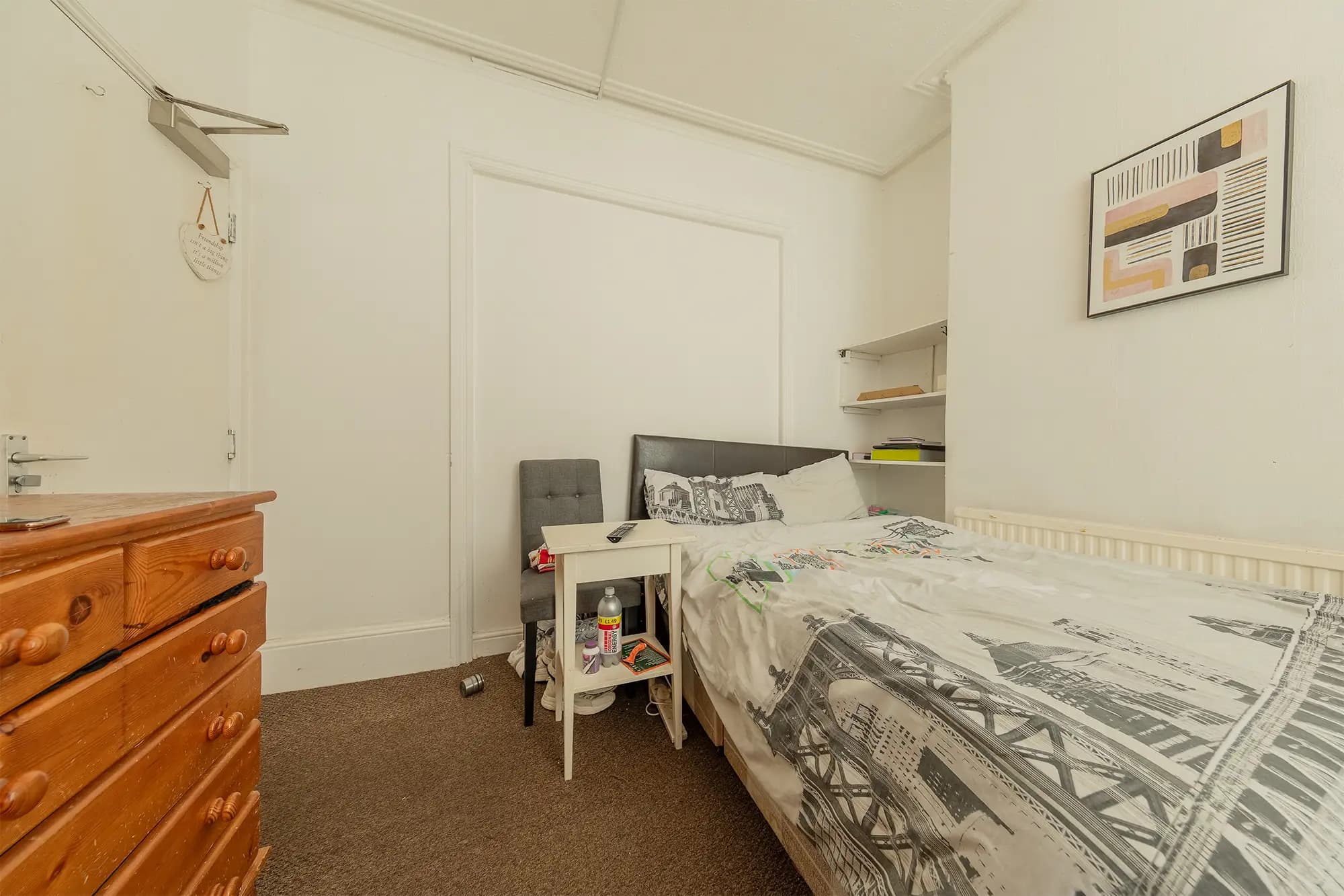 property photo 8 of 25