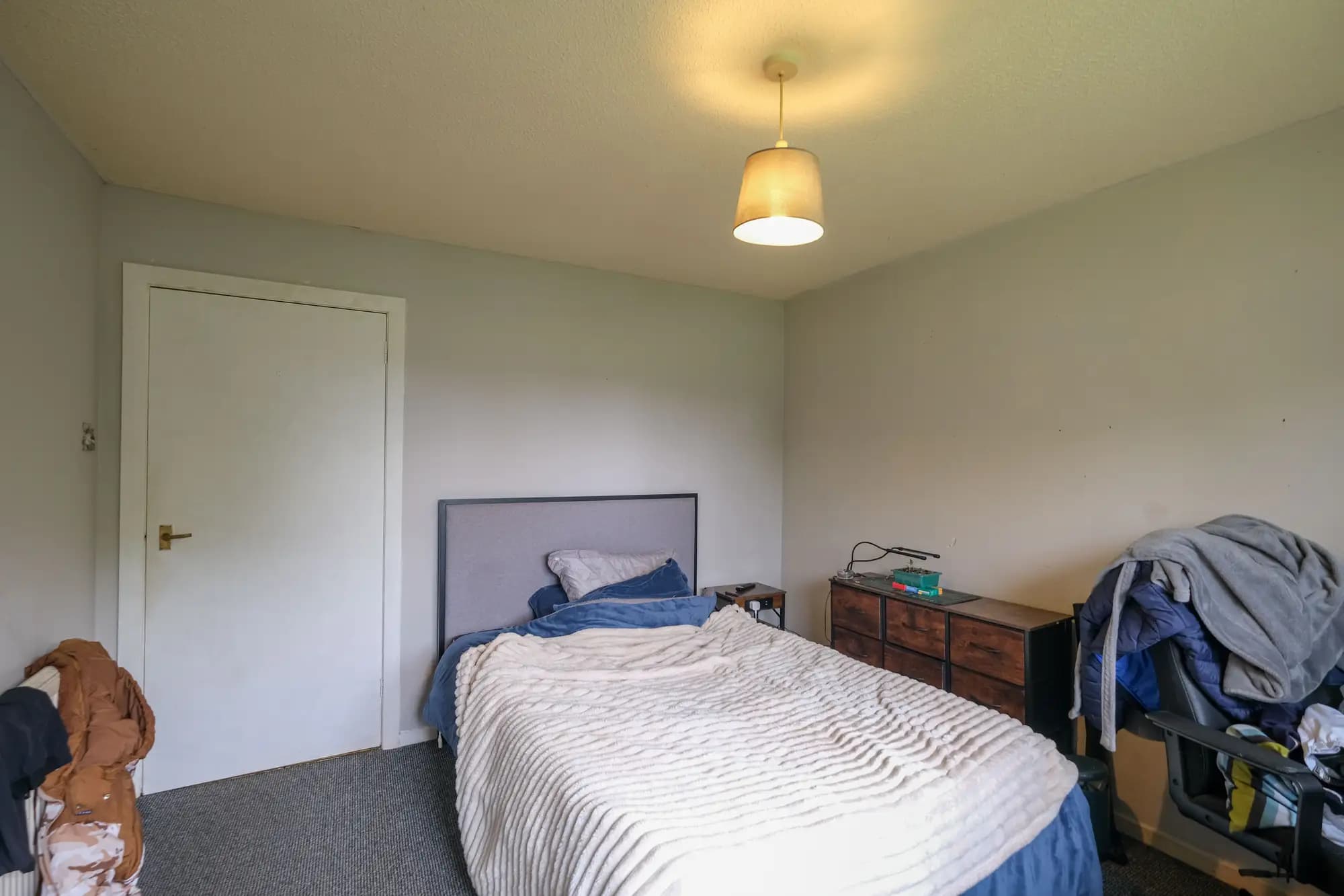 property photo 9 of 18