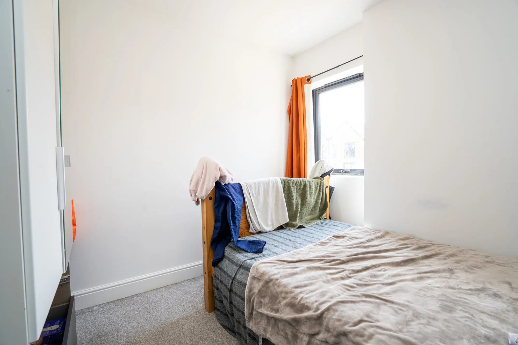 property photo 11 of 18