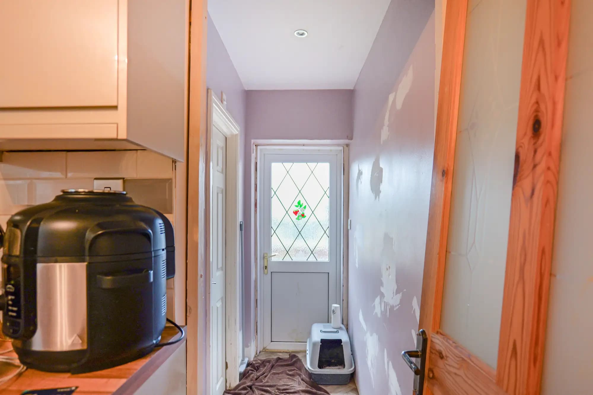 property photo 6 of 32