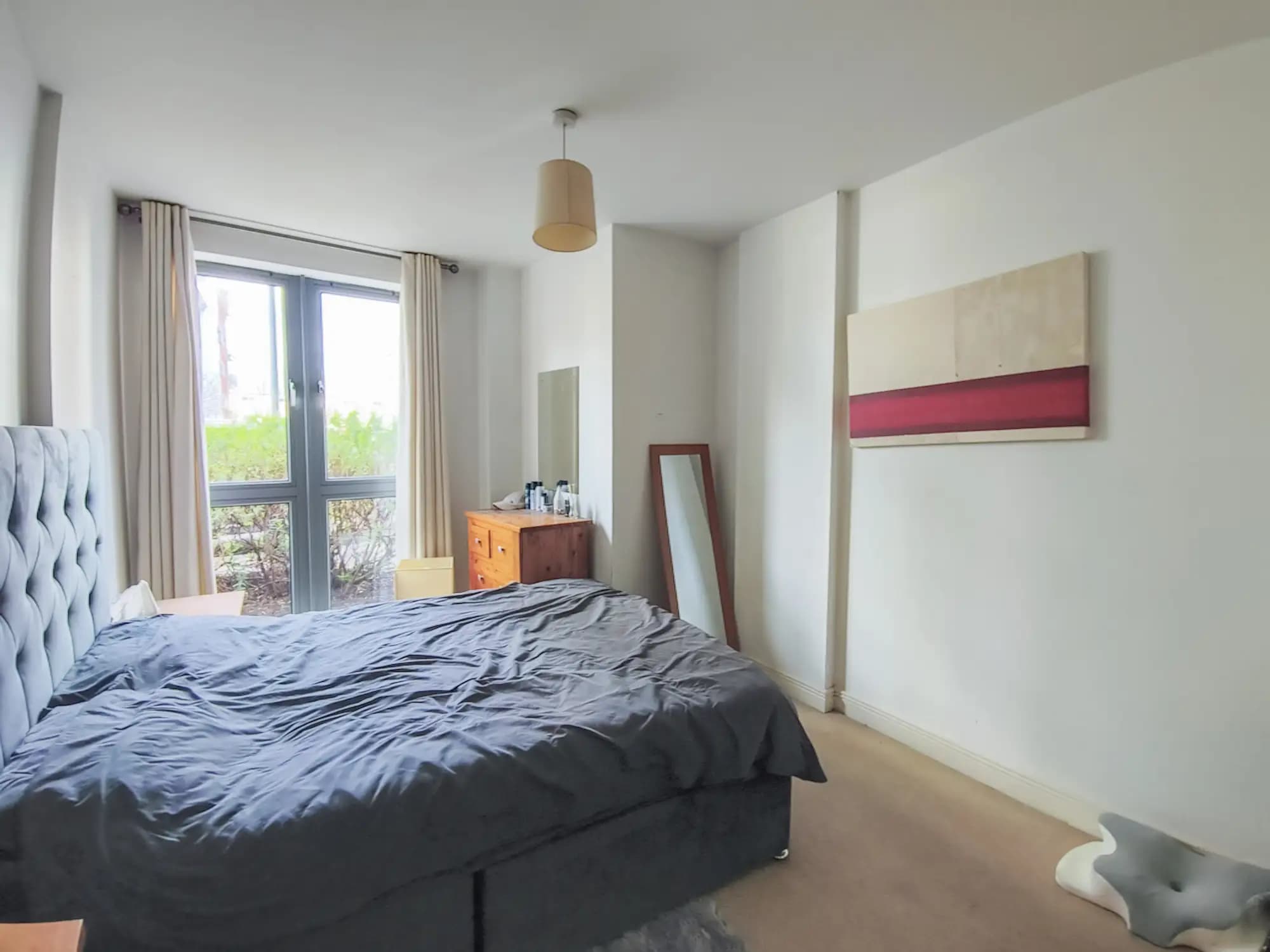 property photo 8 of 11