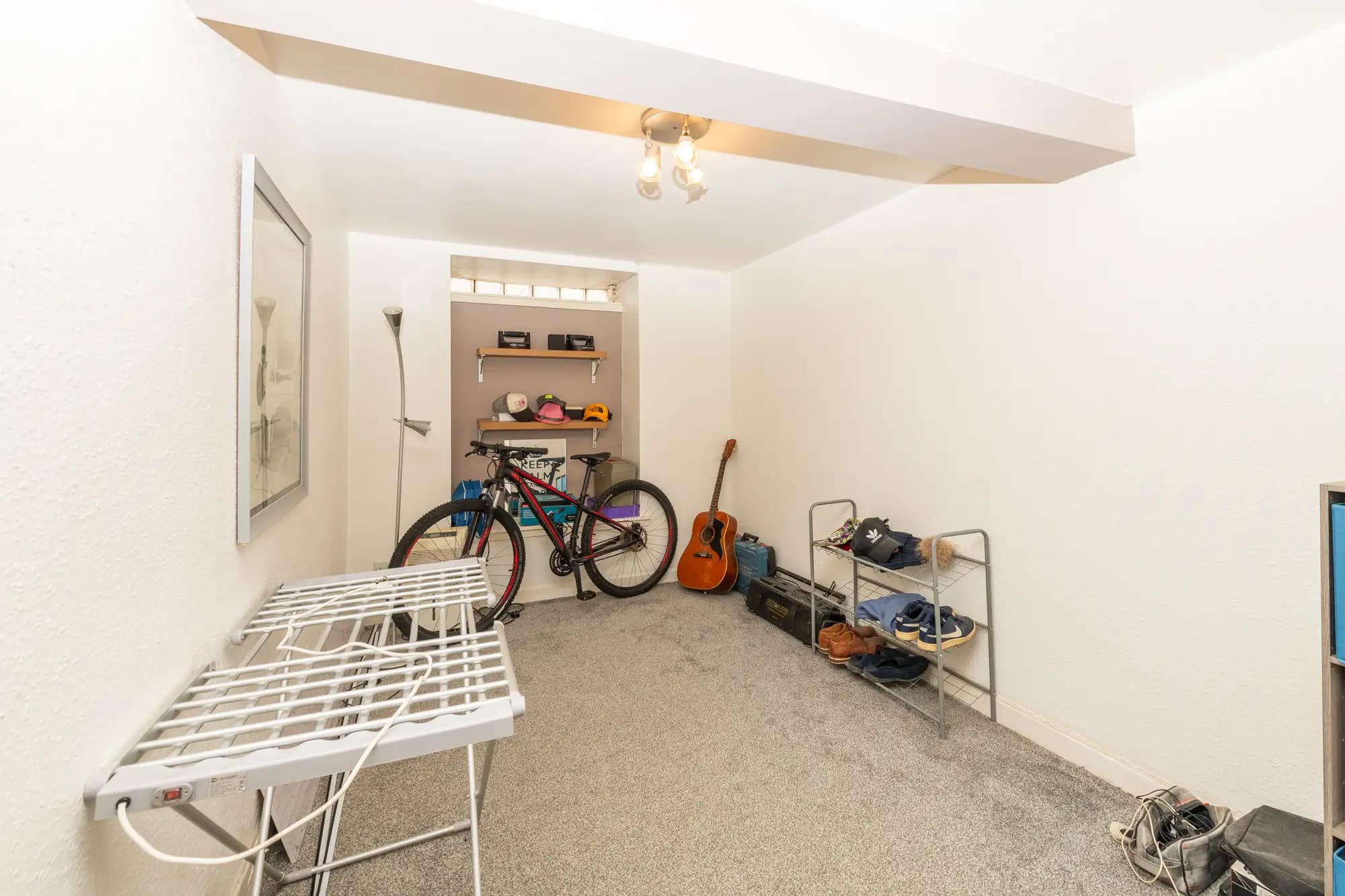 property photo 19 of 26