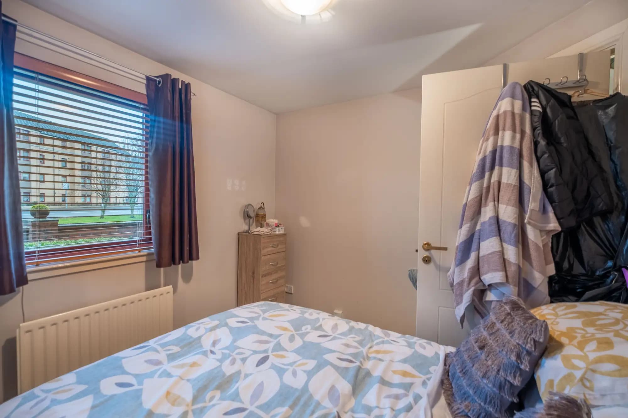 property photo 23 of 34