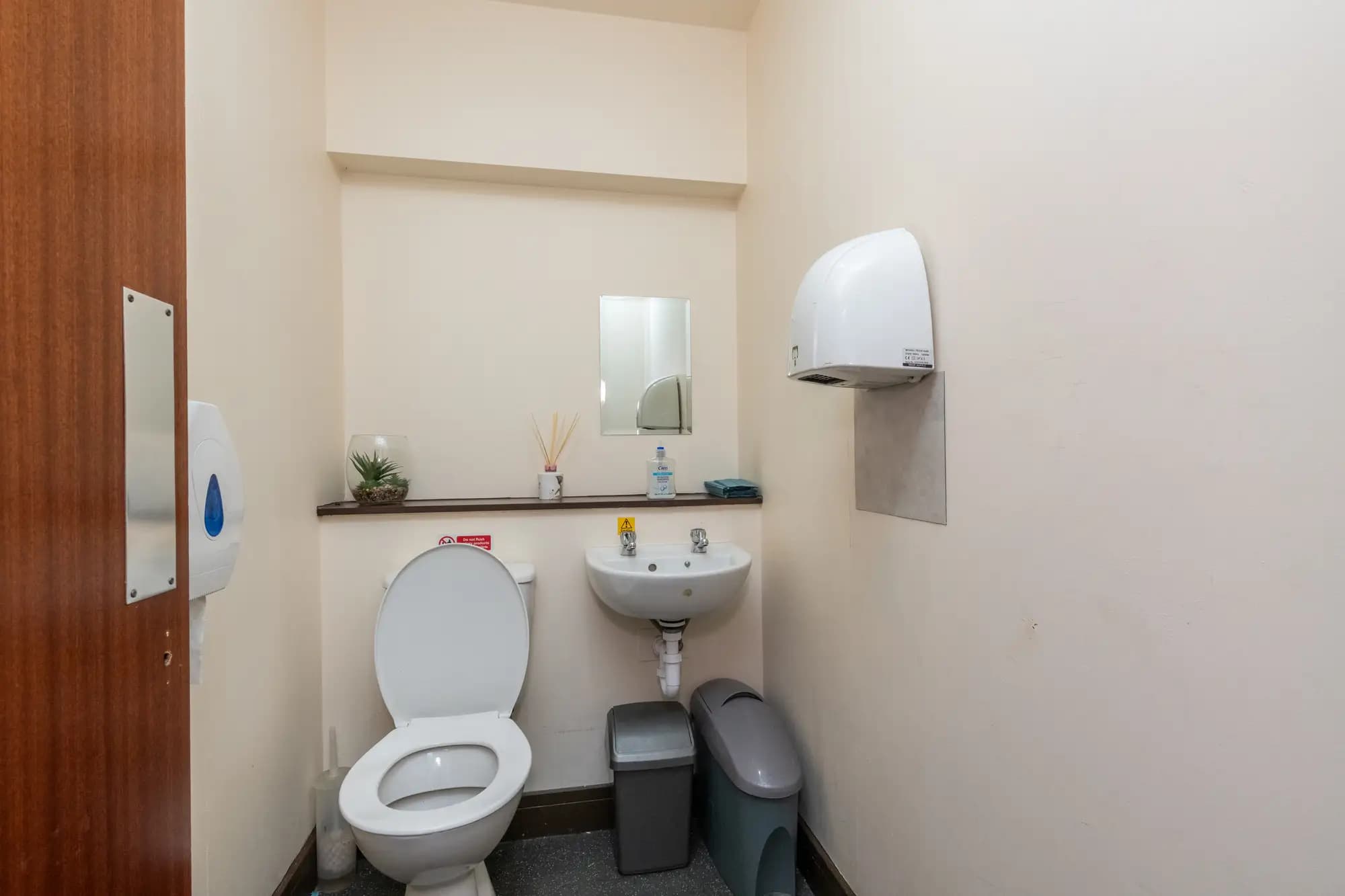 property photo 35 of 40