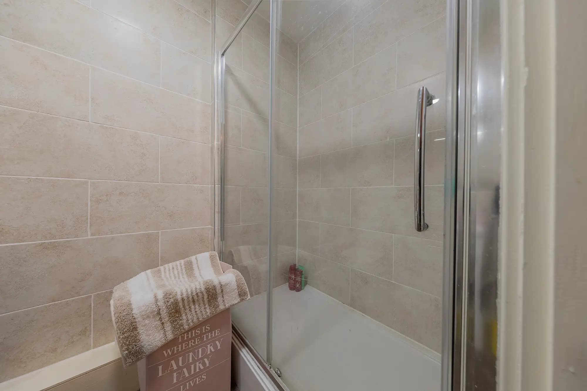 property photo 8 of 14