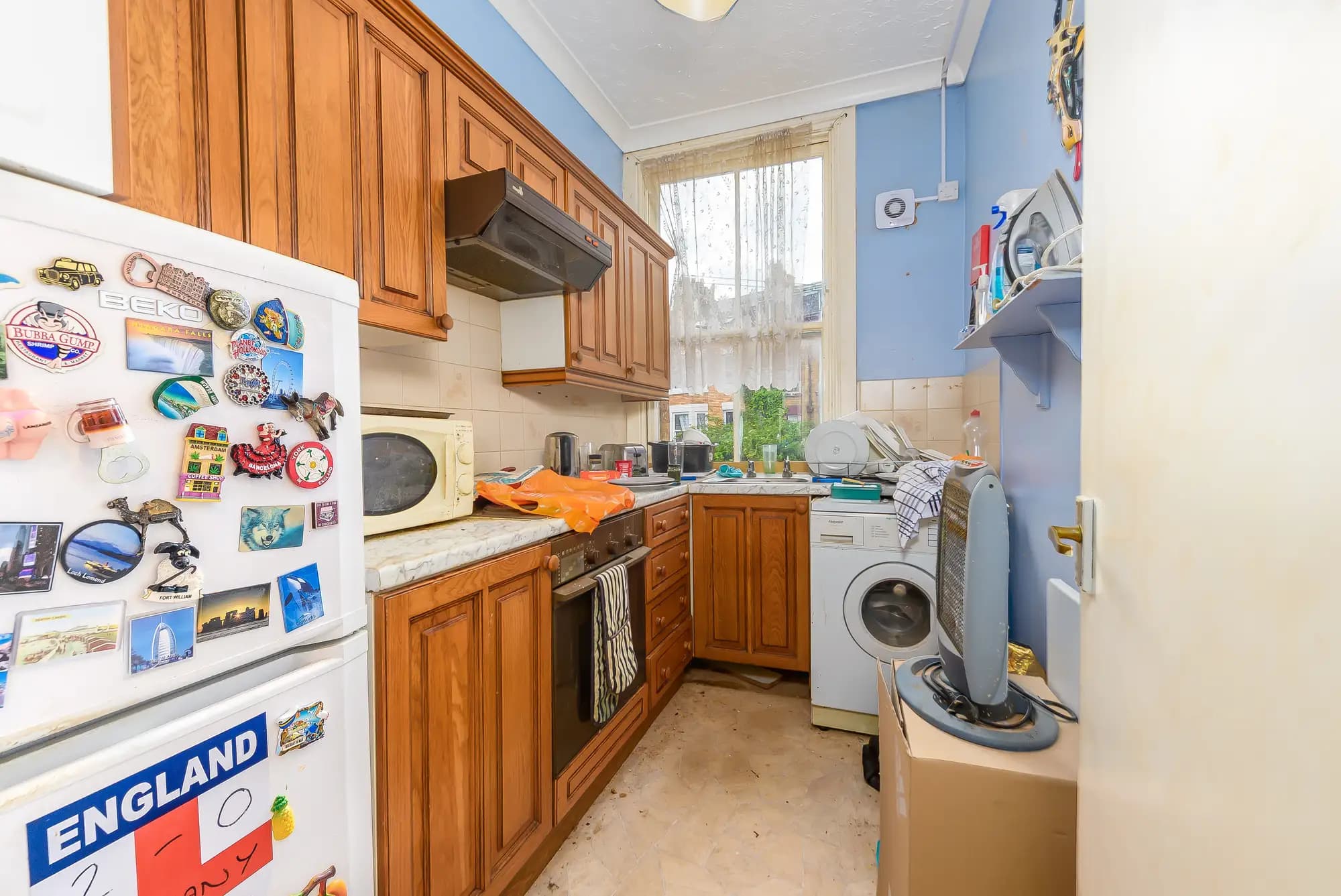 property photo 4 of 13
