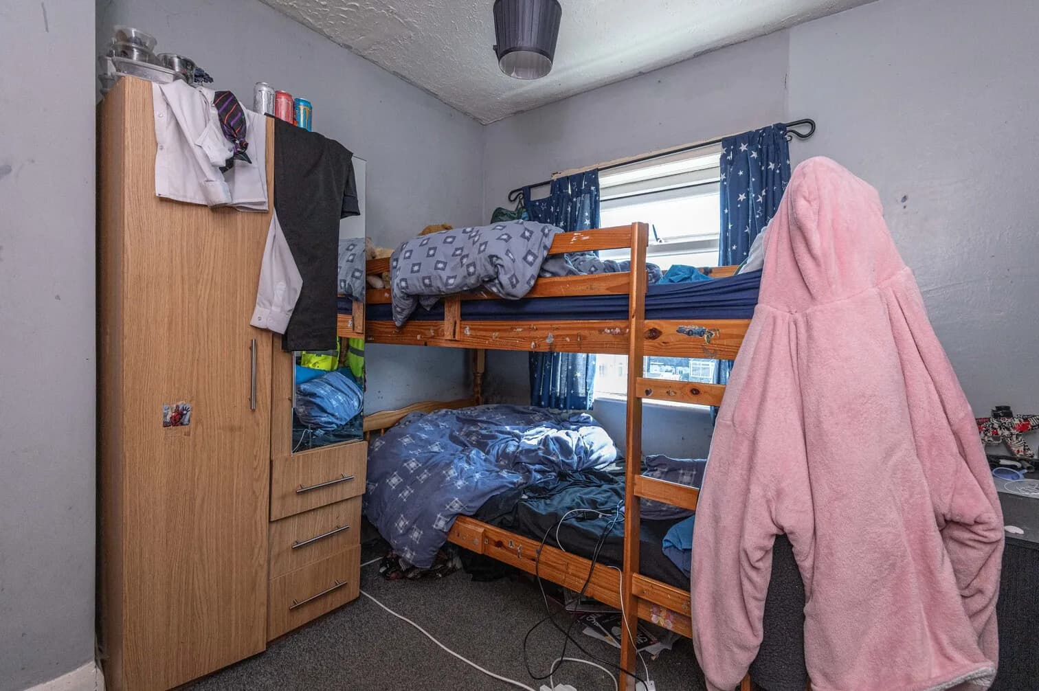 property photo 6 of 13