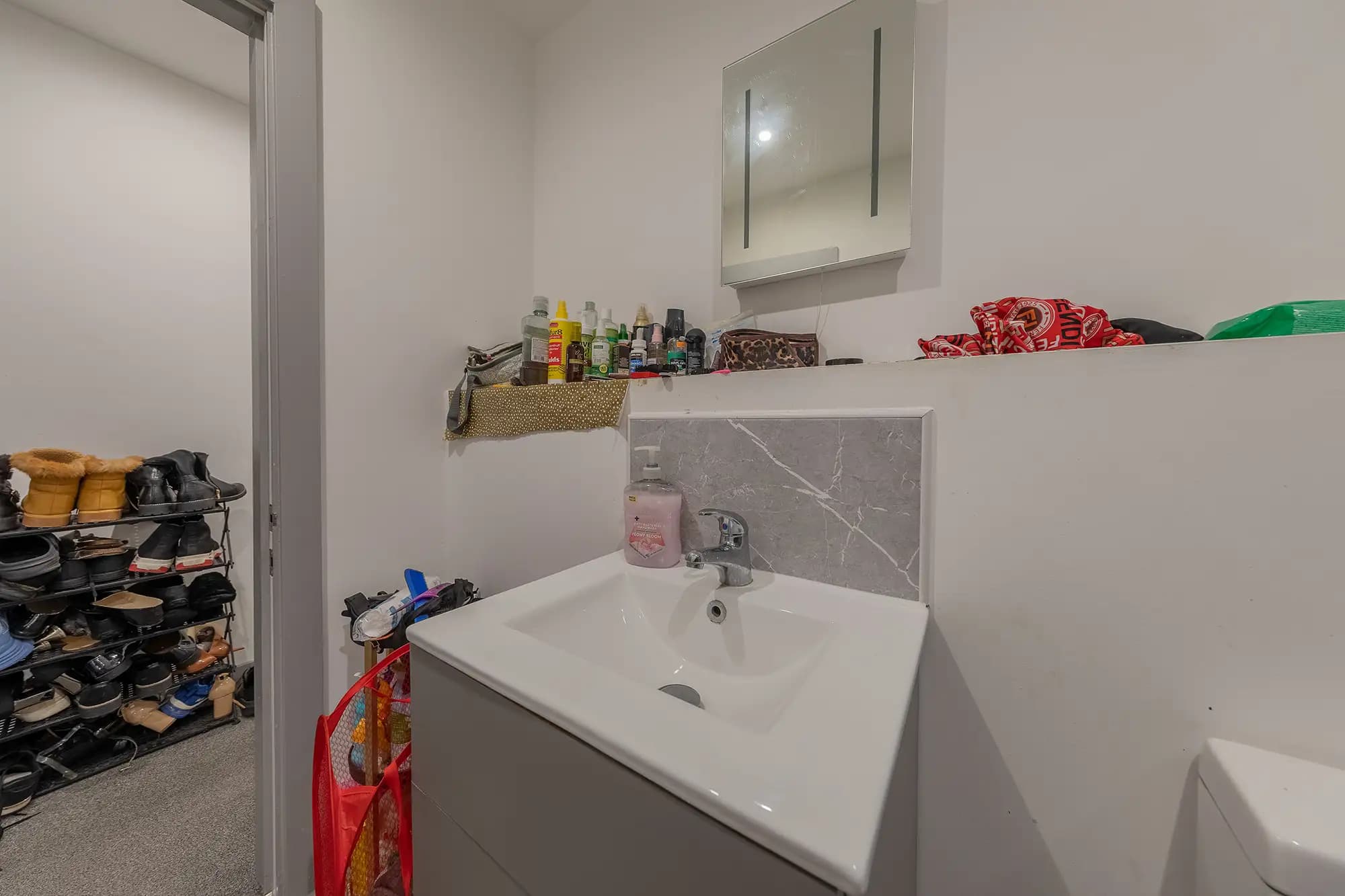 property photo 8 of 19