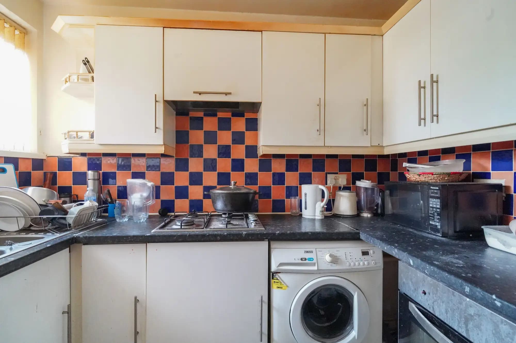property photo 5 of 14