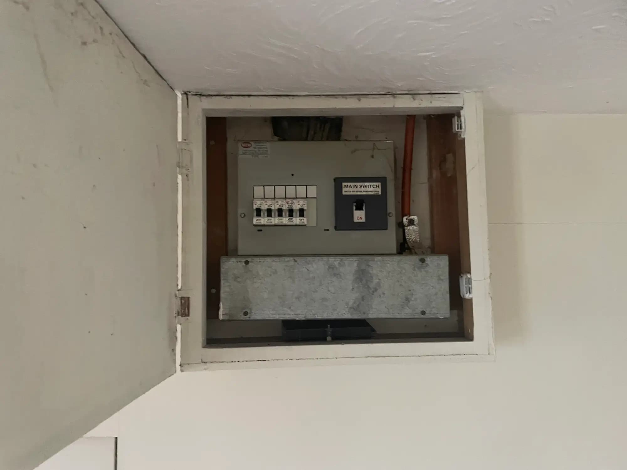 property photo 13 of 16