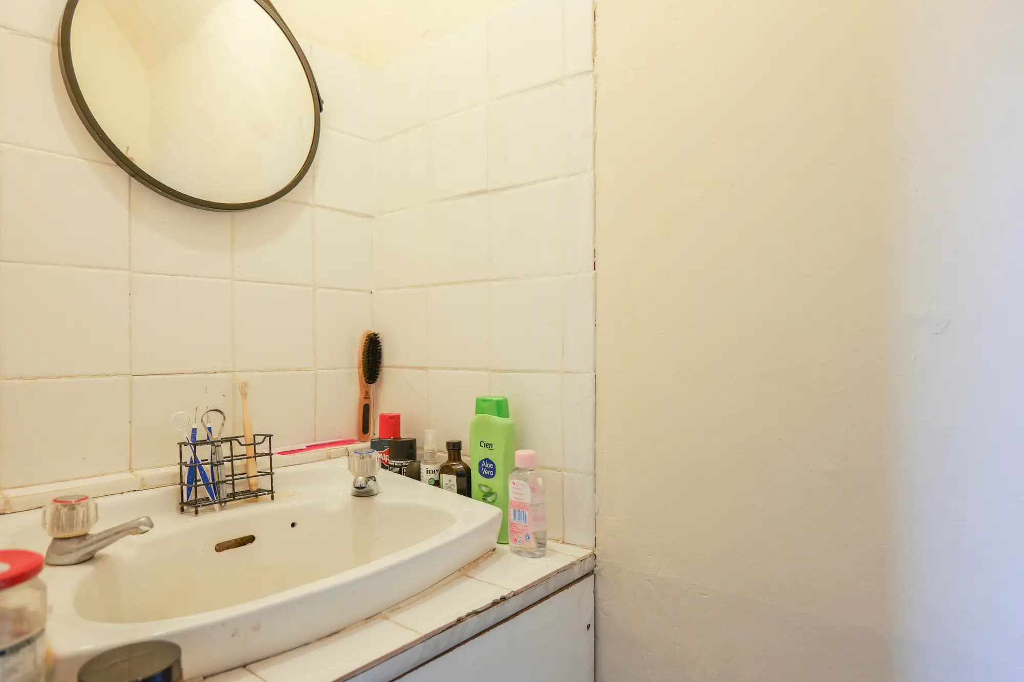 property photo 11 of 30
