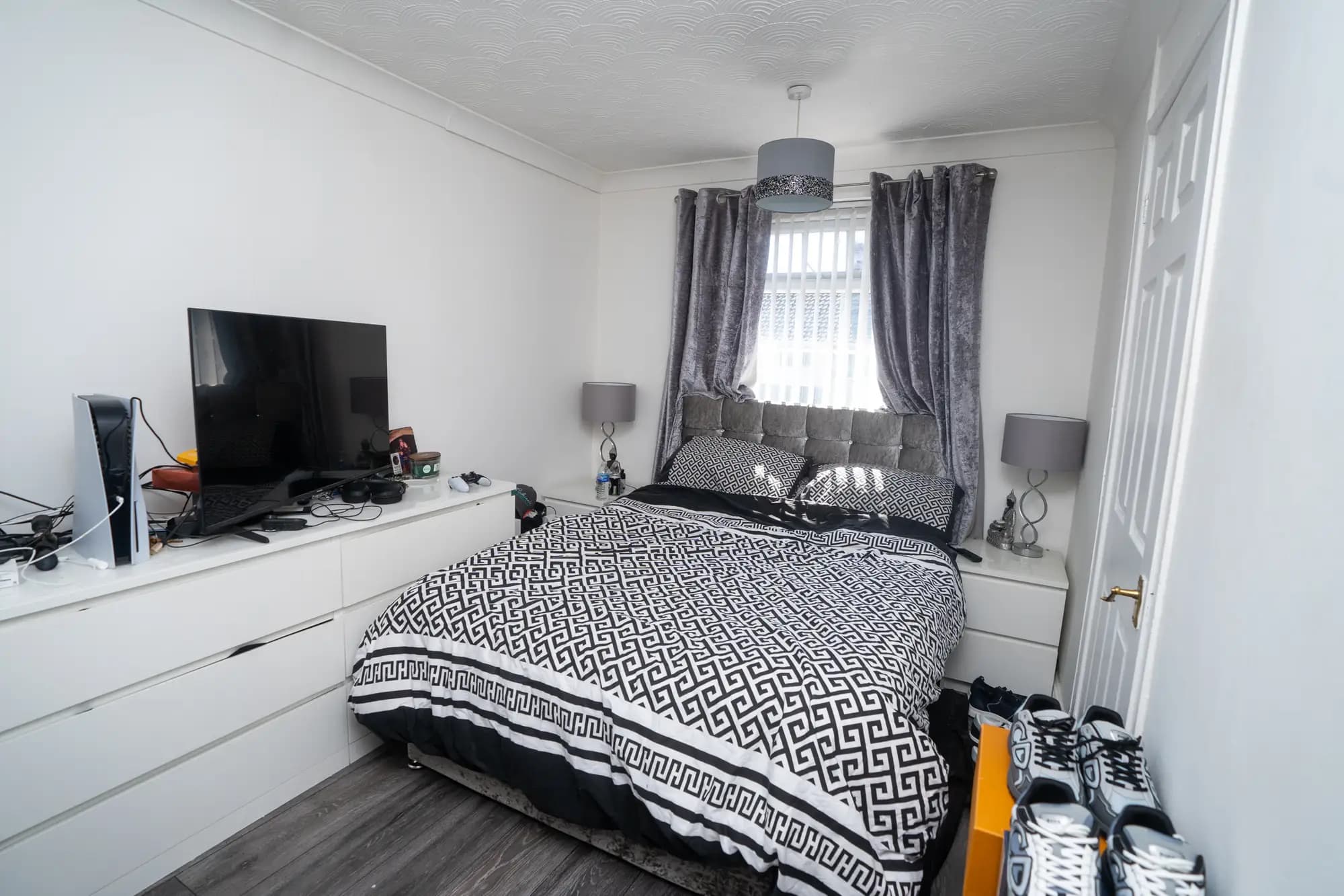 property photo 12 of 23