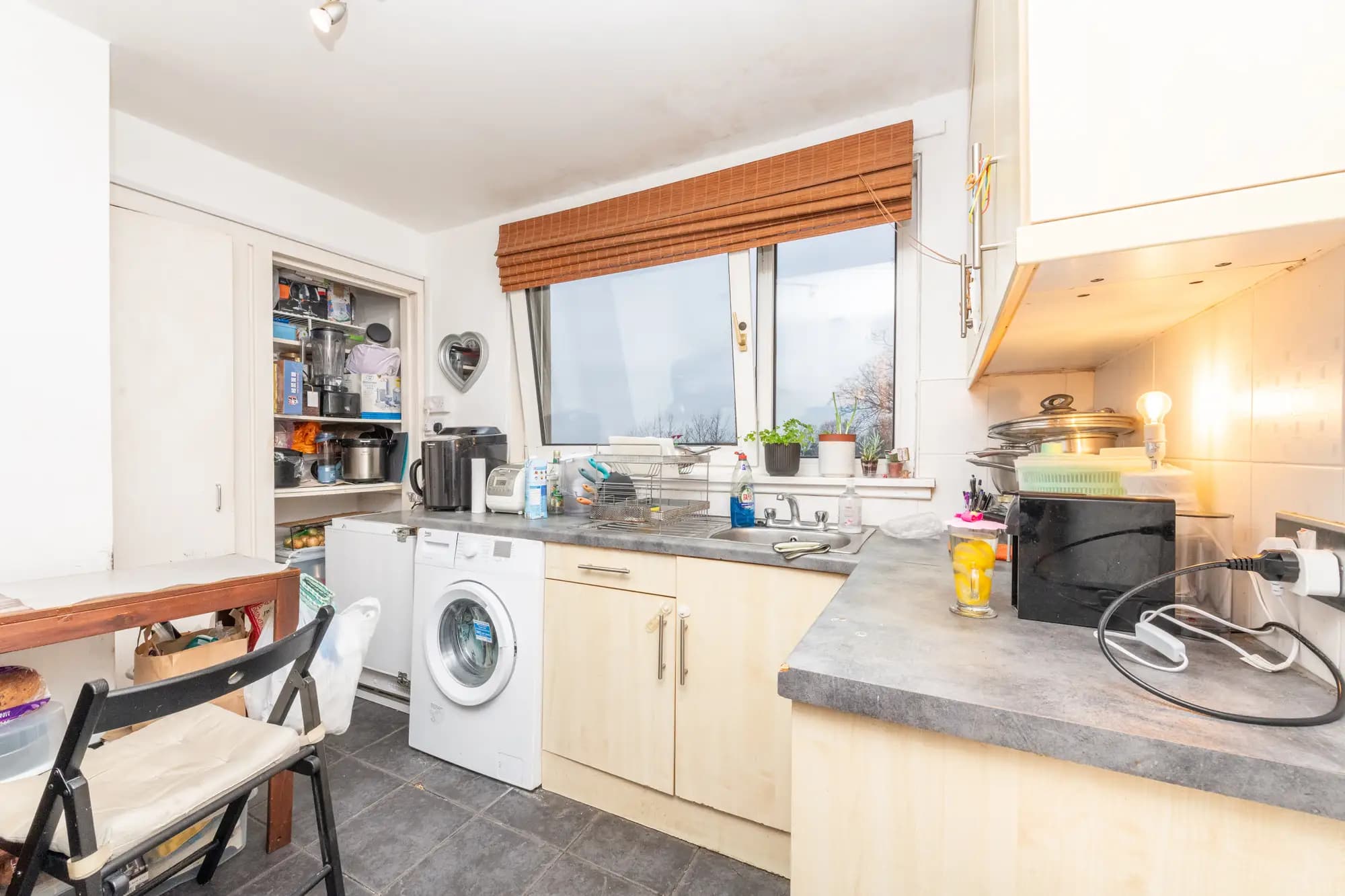 property photo 6 of 27