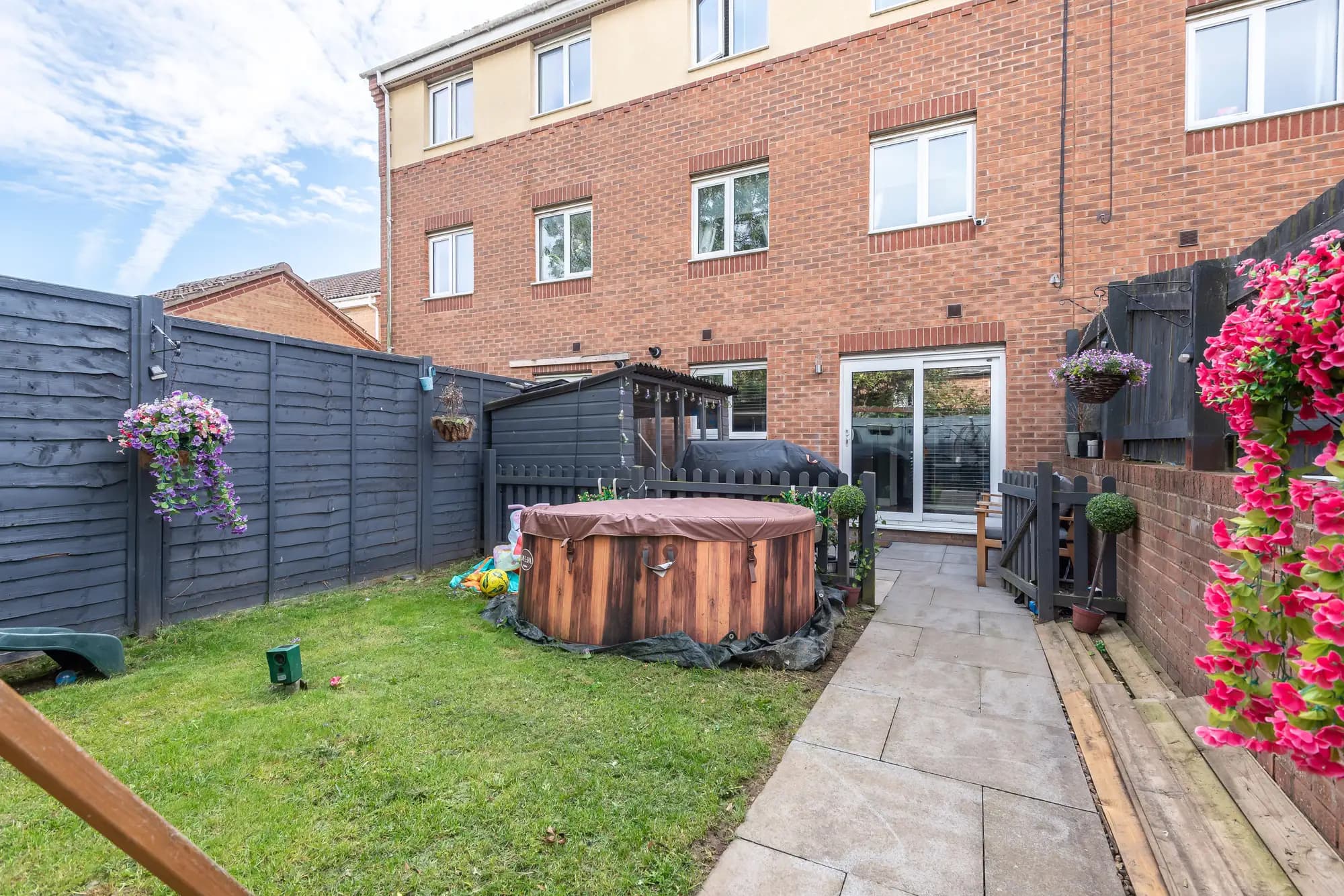 property photo 24 of 25