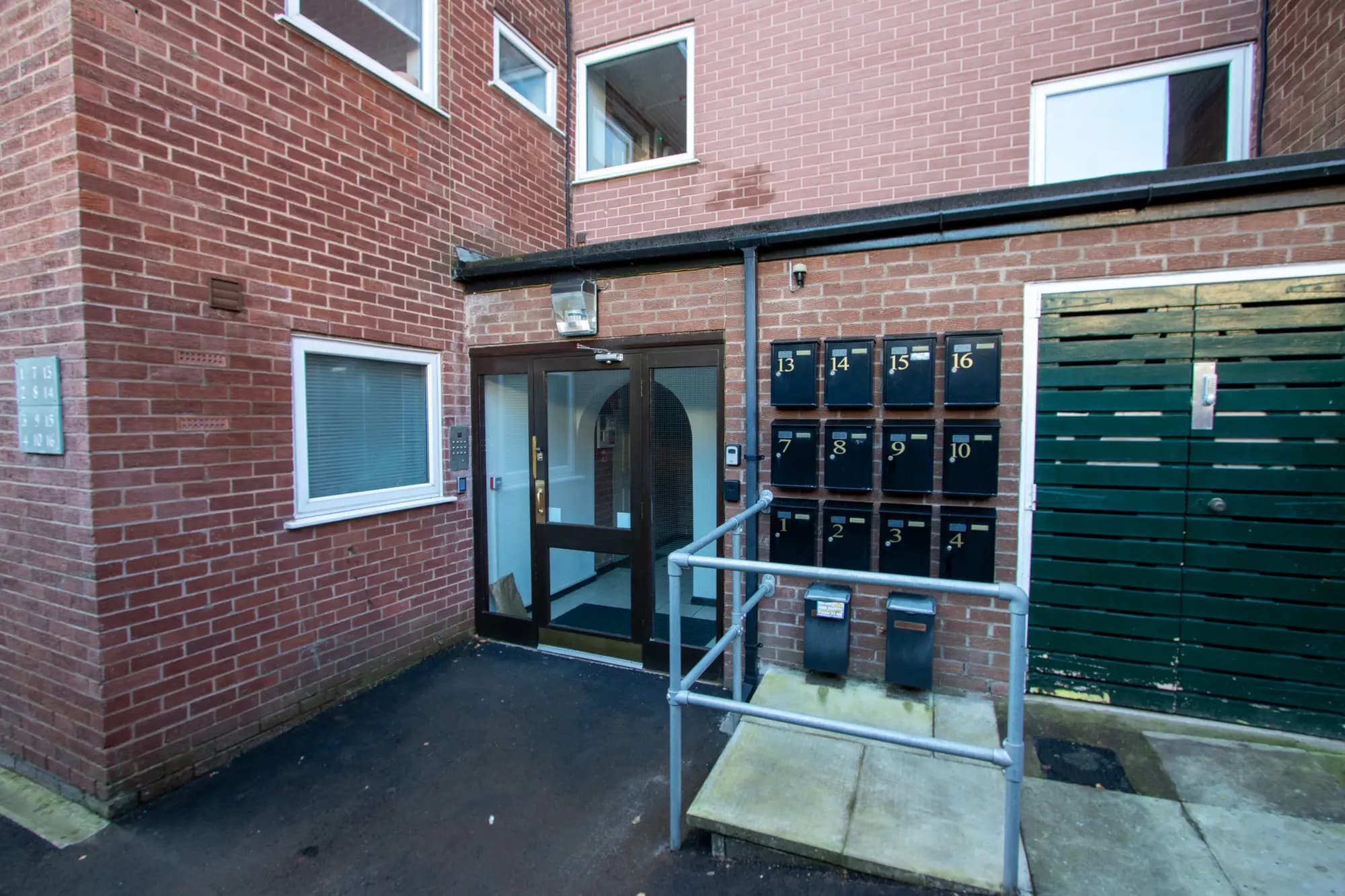 property photo 17 of 19