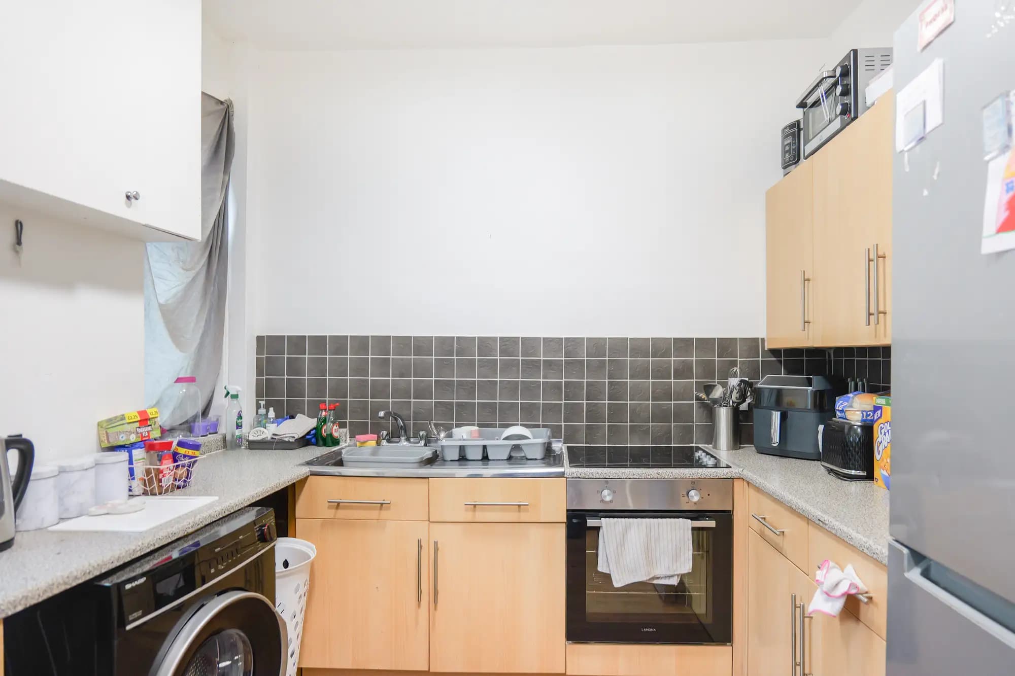 property photo 4 of 18