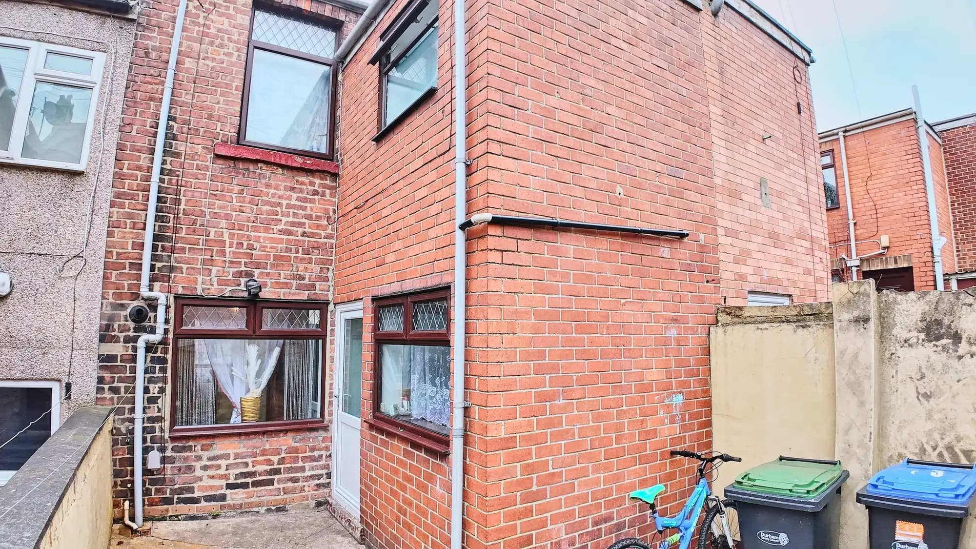 property photo 20 of 23