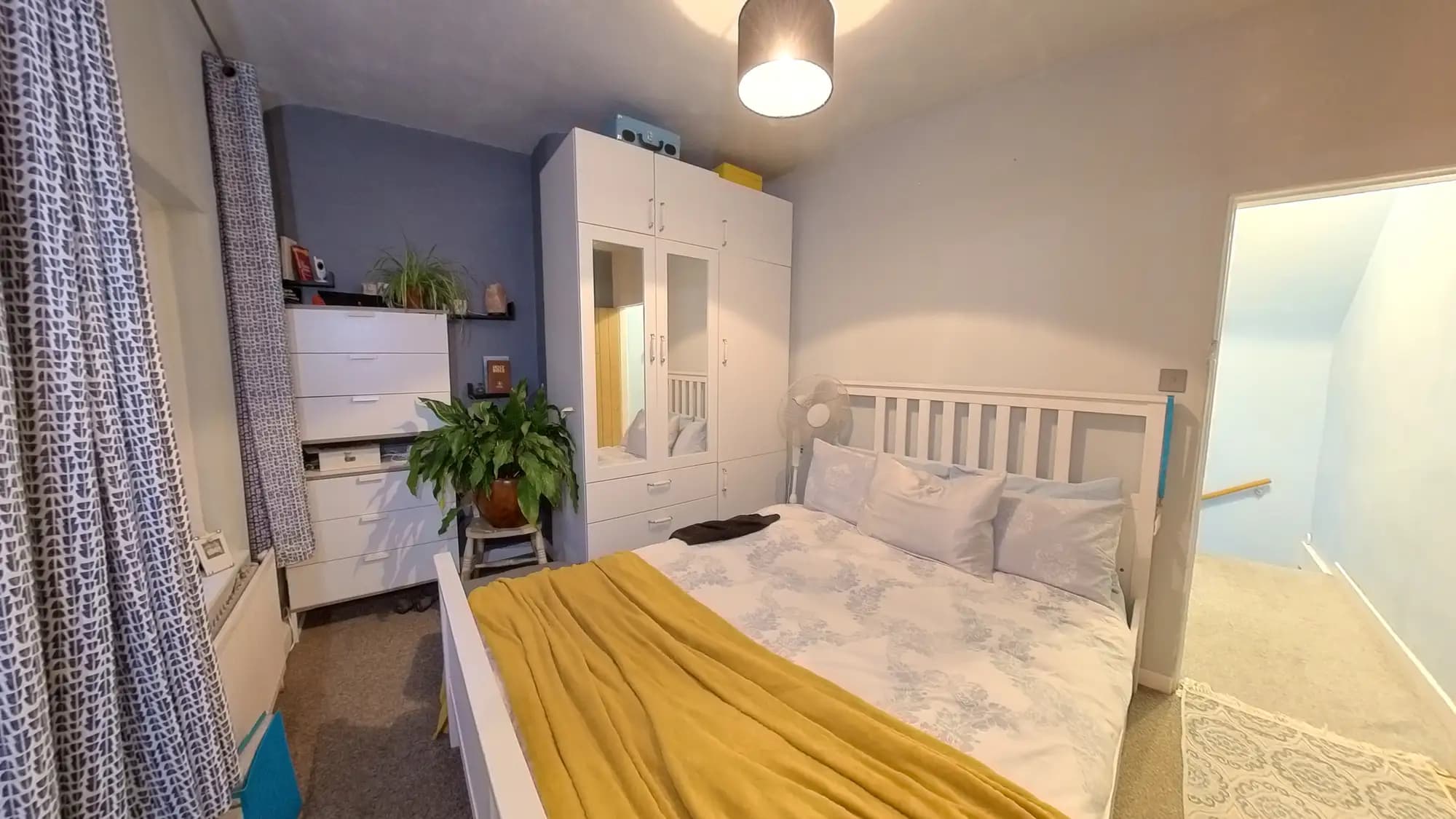 property photo 13 of 30