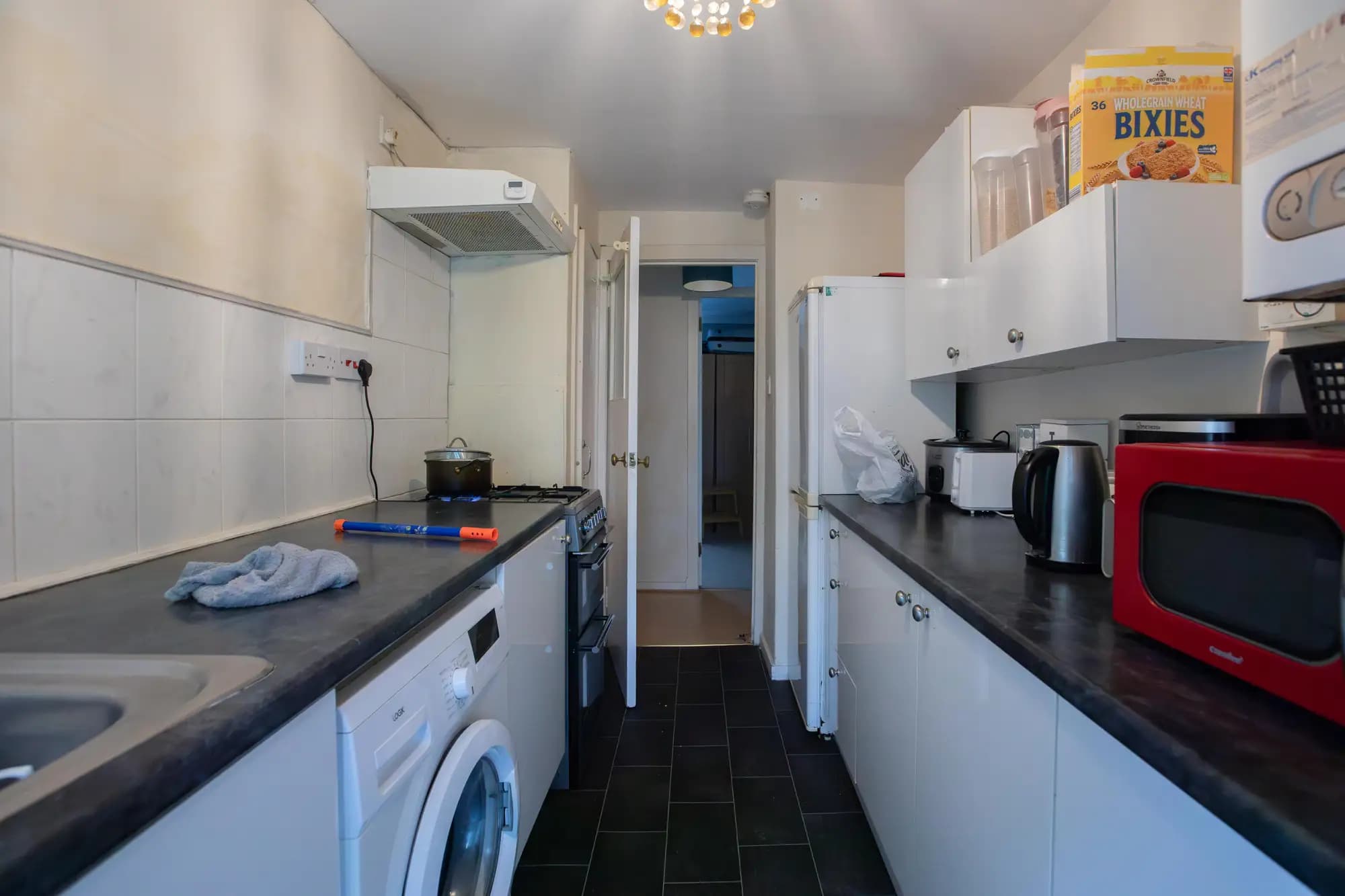 property photo 6 of 16