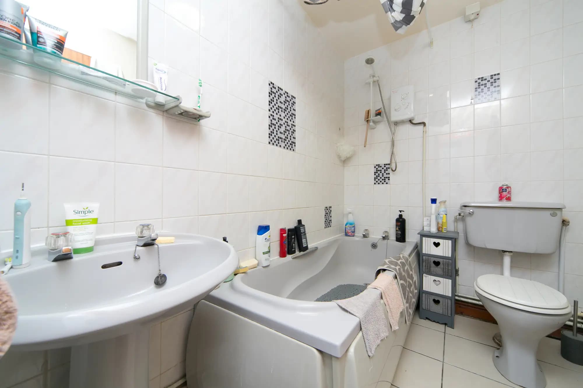 property photo 7 of 12