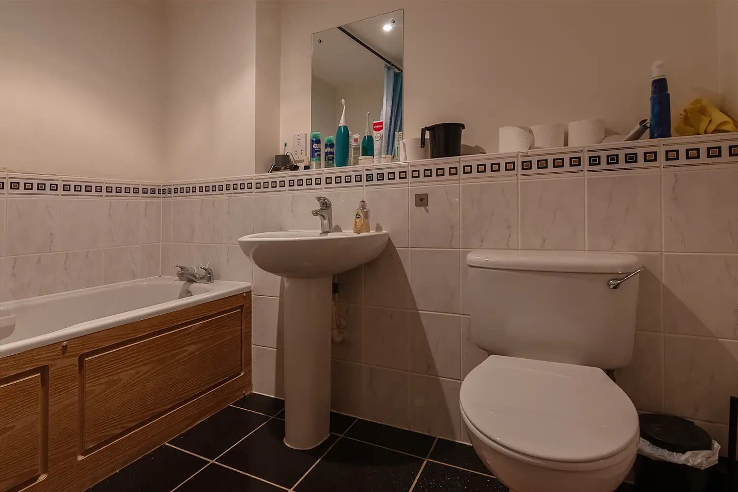 property photo 15 of 37