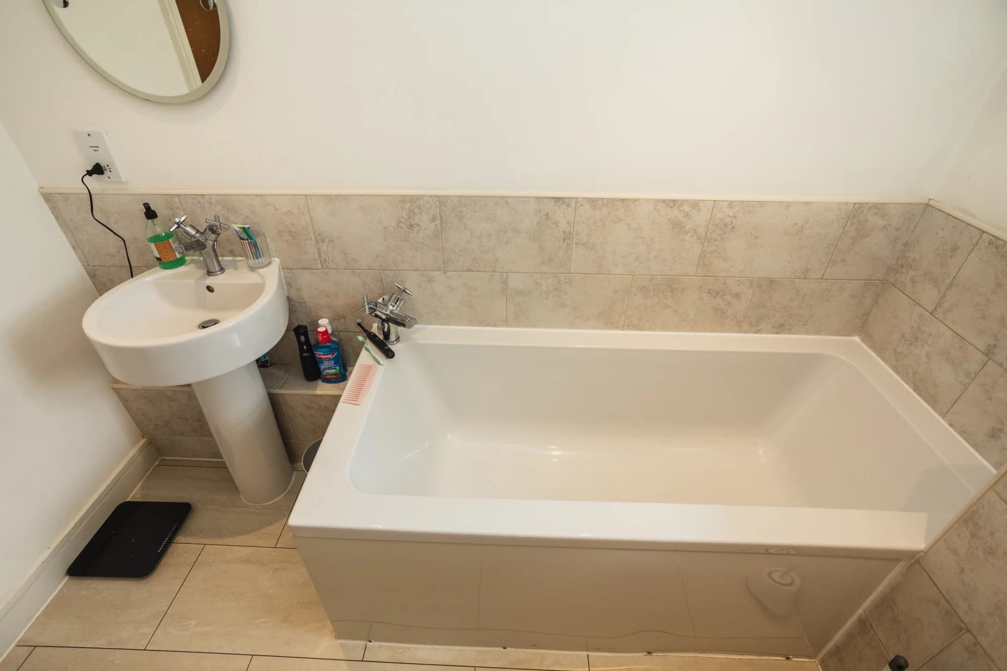 property photo 10 of 24