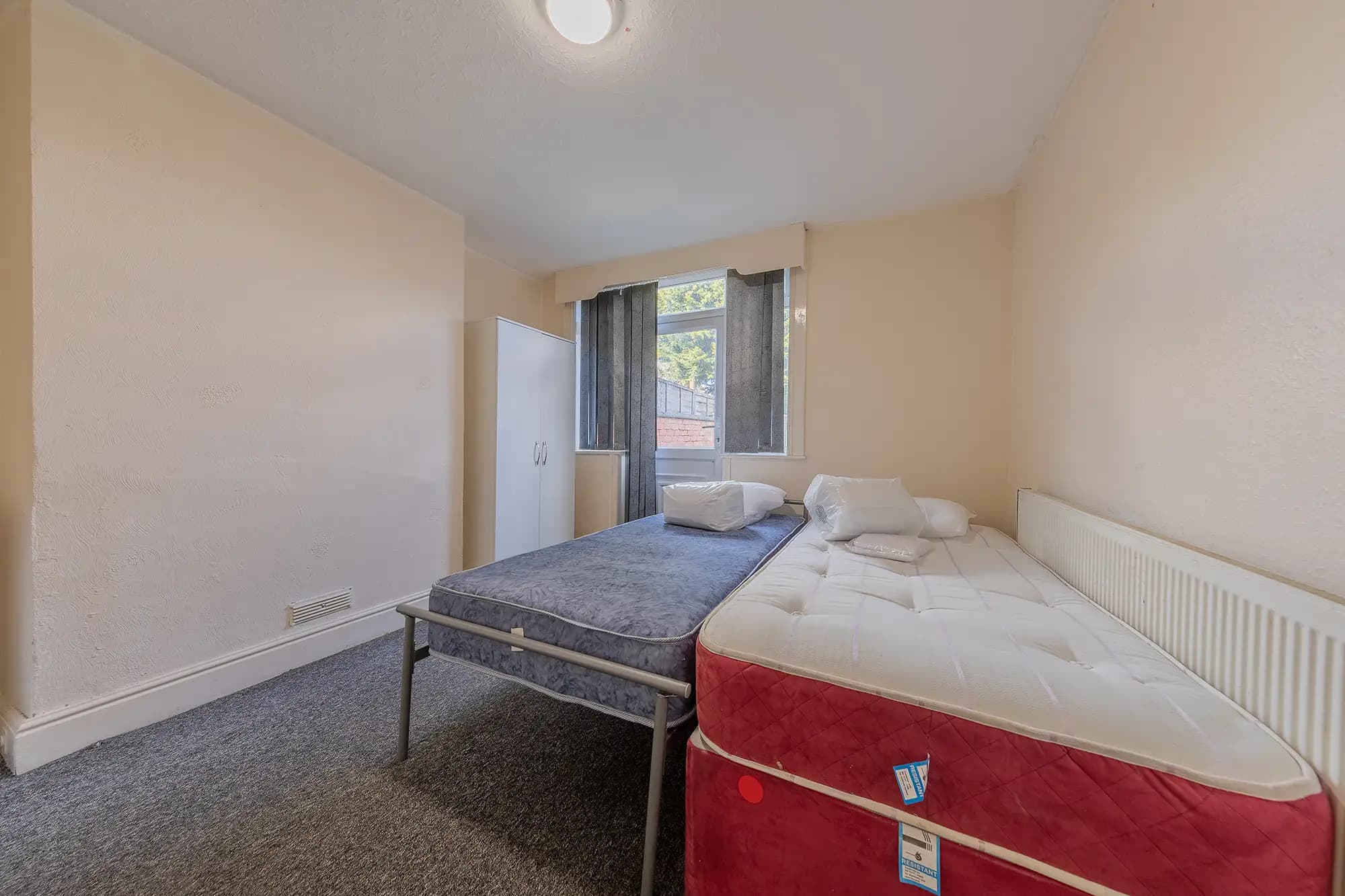 property photo 15 of 29