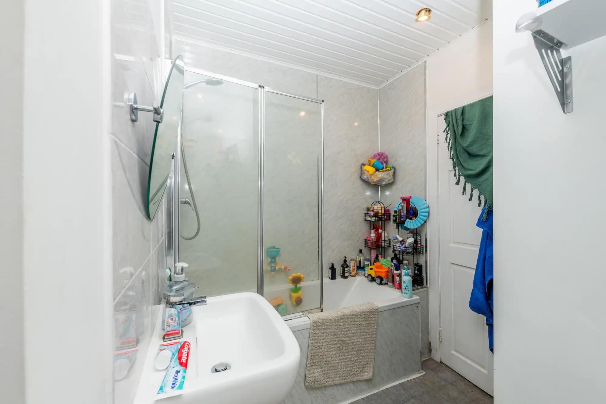 property photo 10 of 20