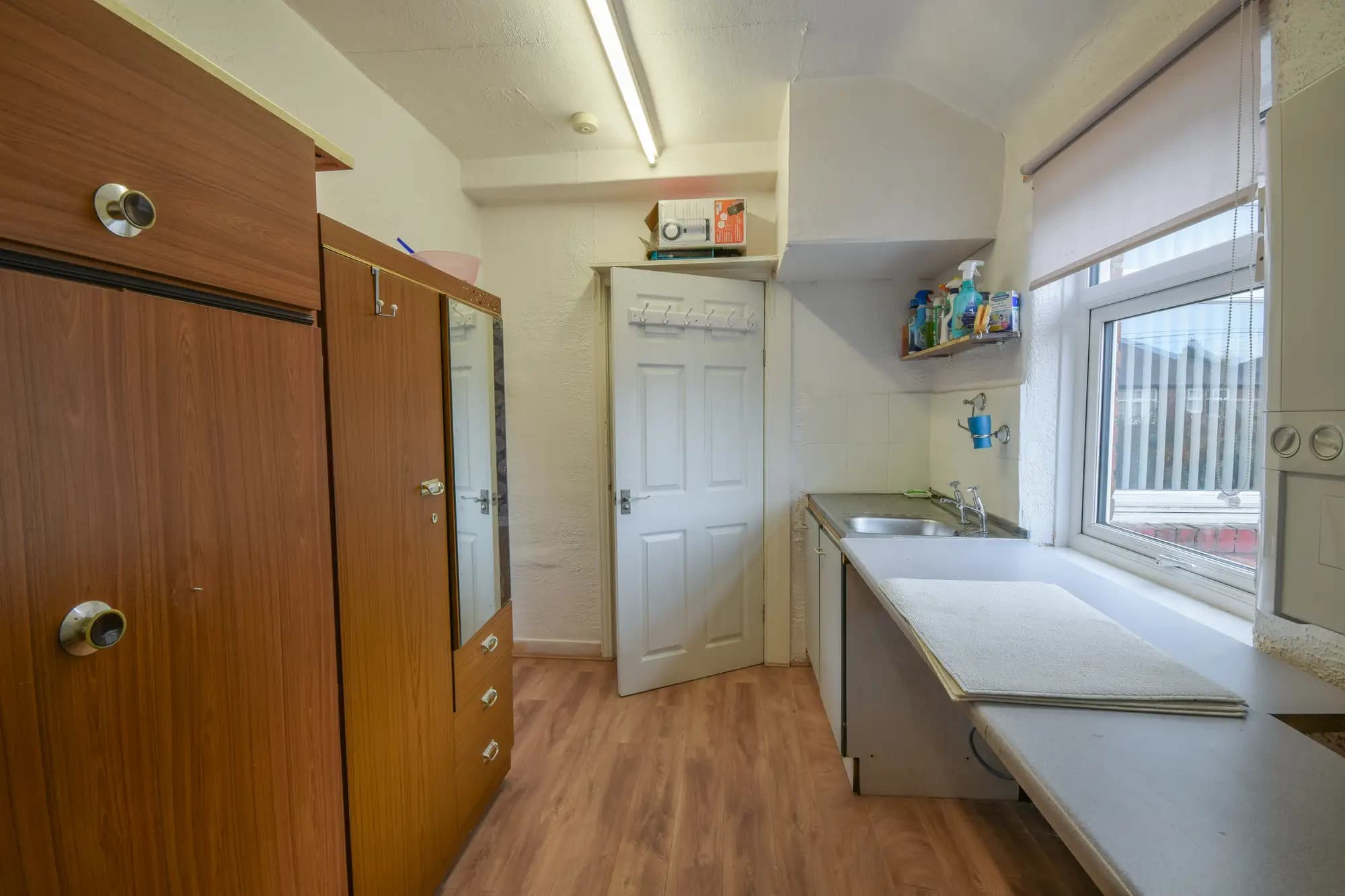 property photo 8 of 27