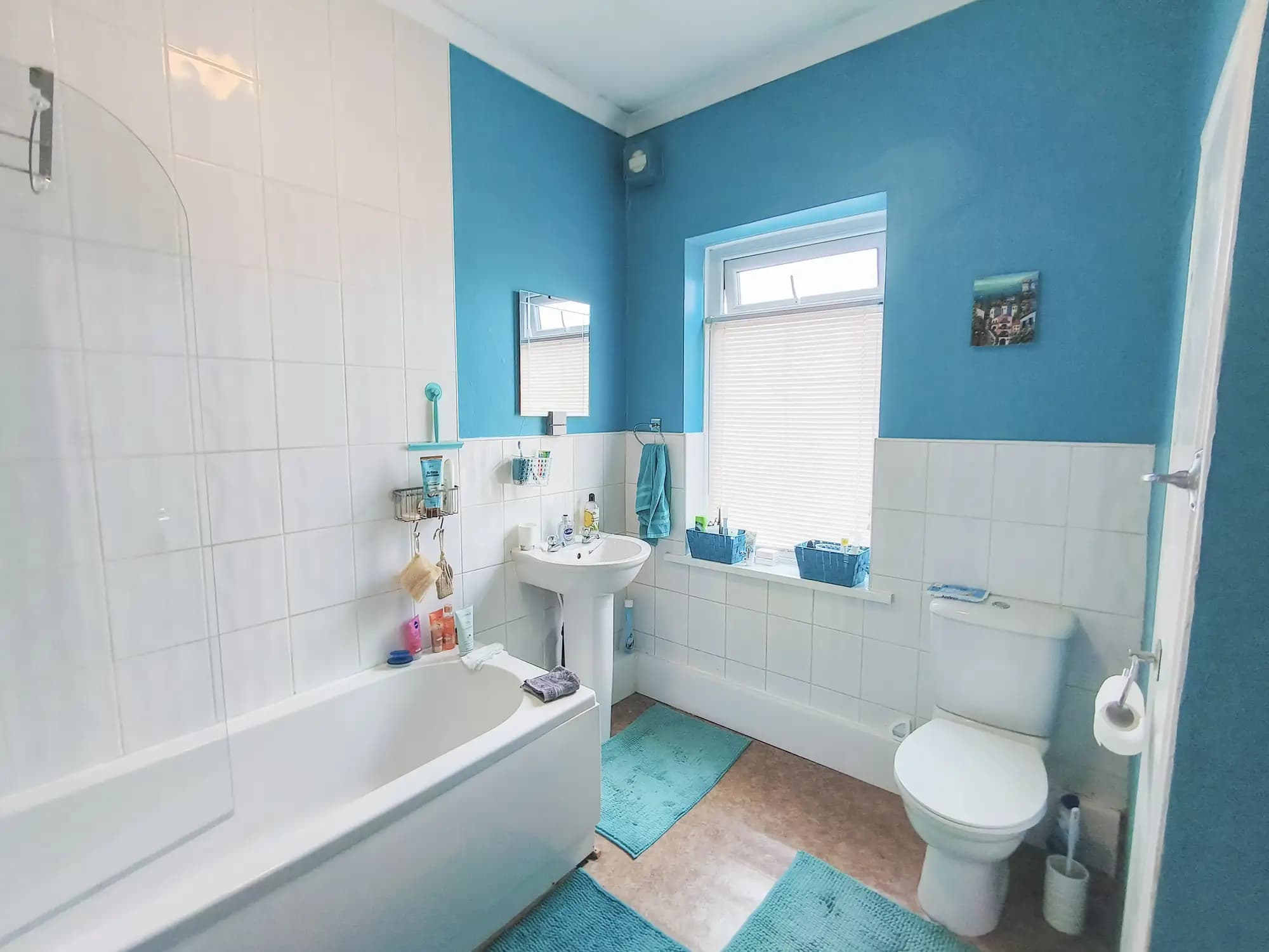 property photo 8 of 16