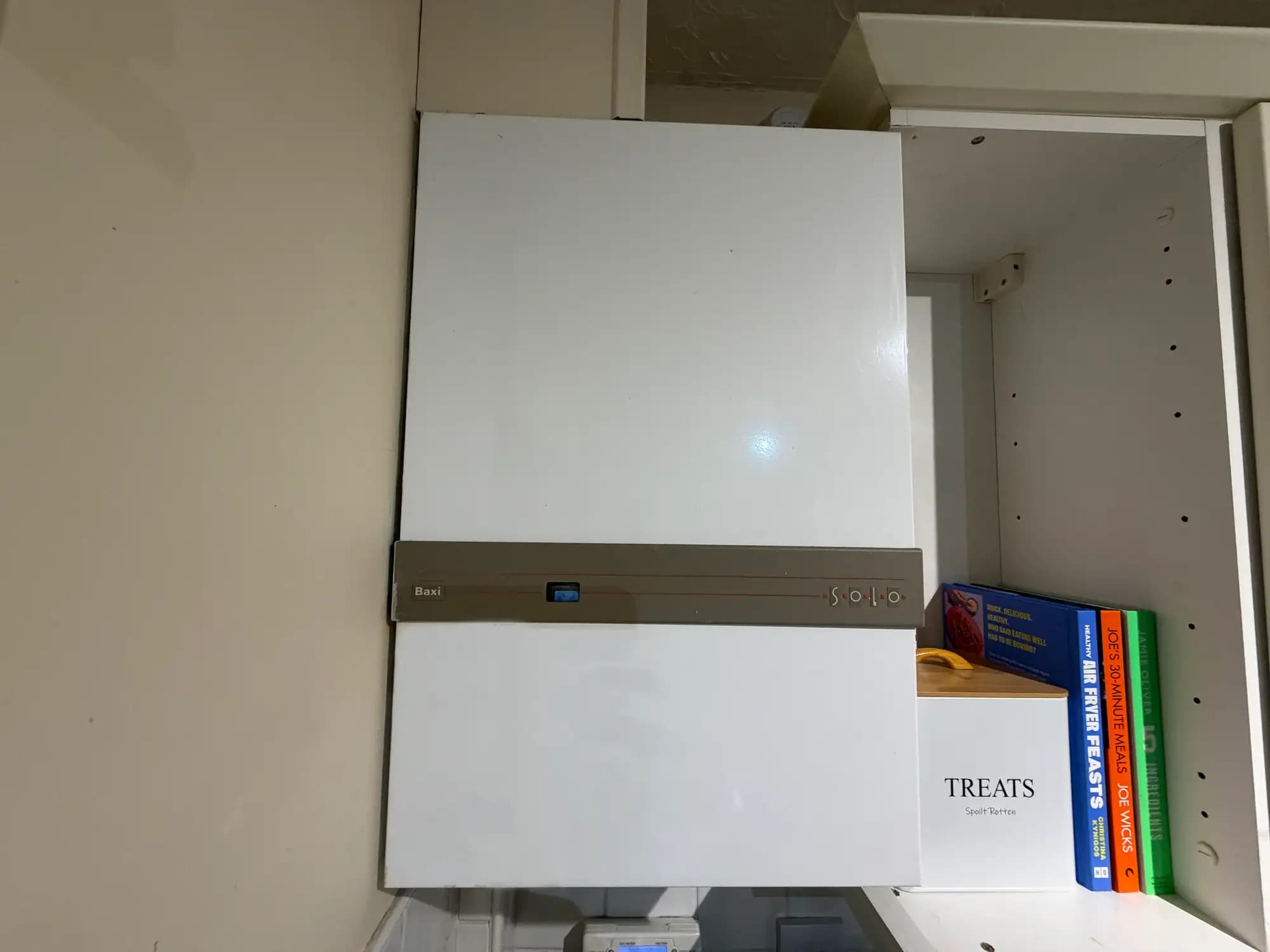 property photo 14 of 17