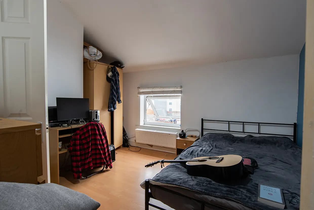 property photo 17 of 40