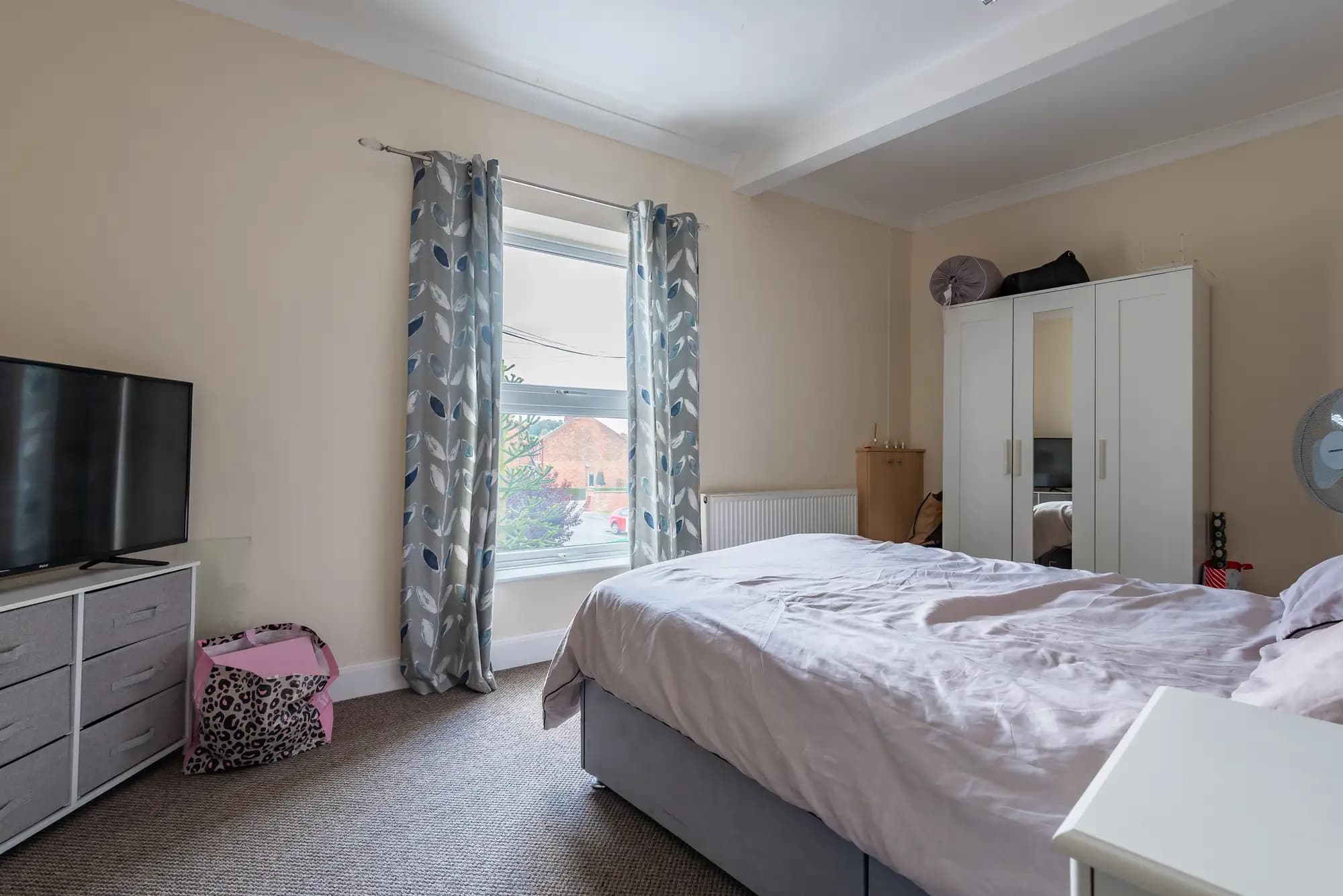 property photo 33 of 47