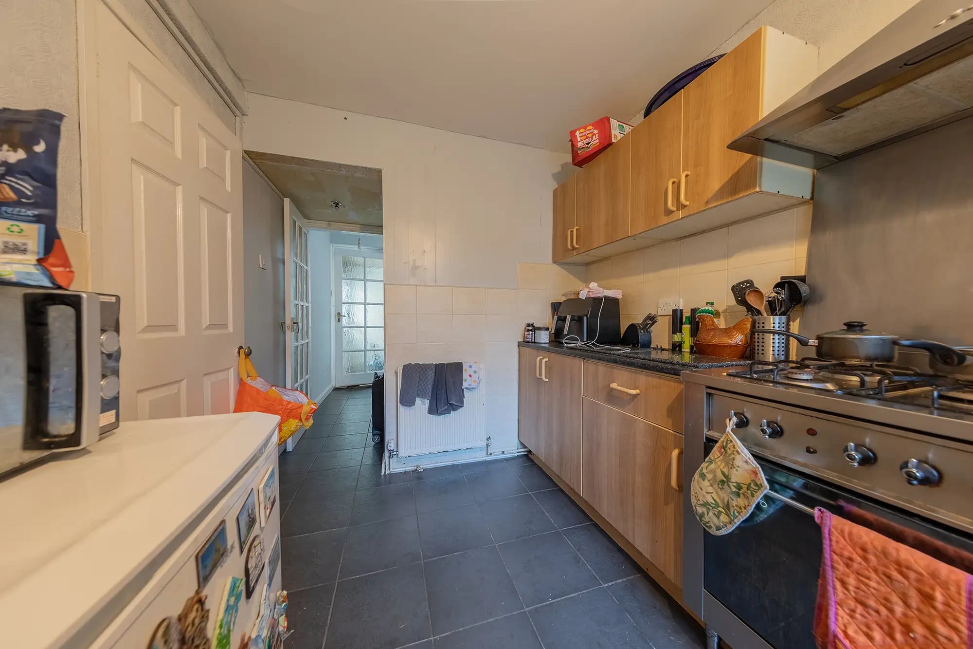 property photo 5 of 29