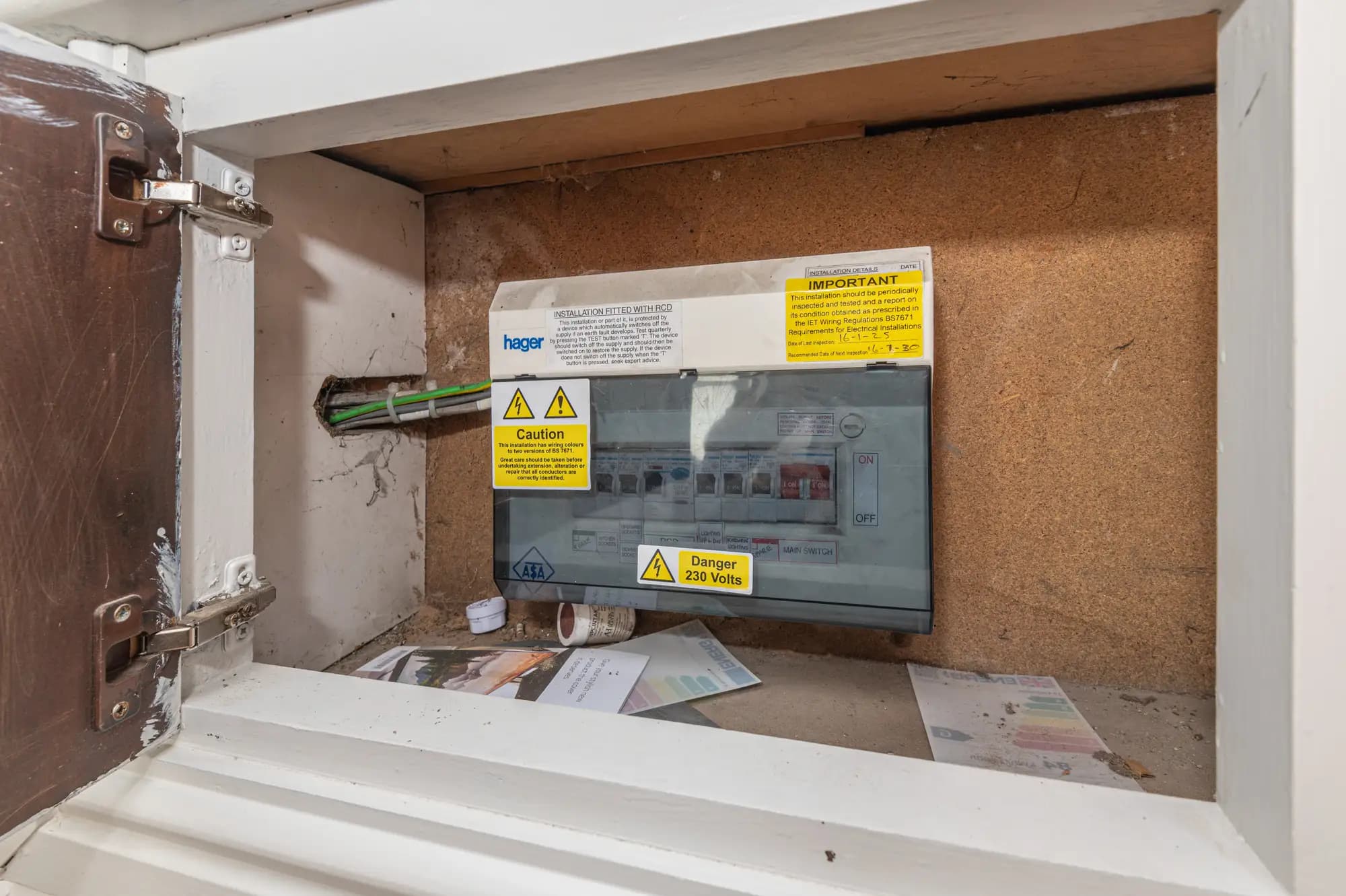 property photo 25 of 28