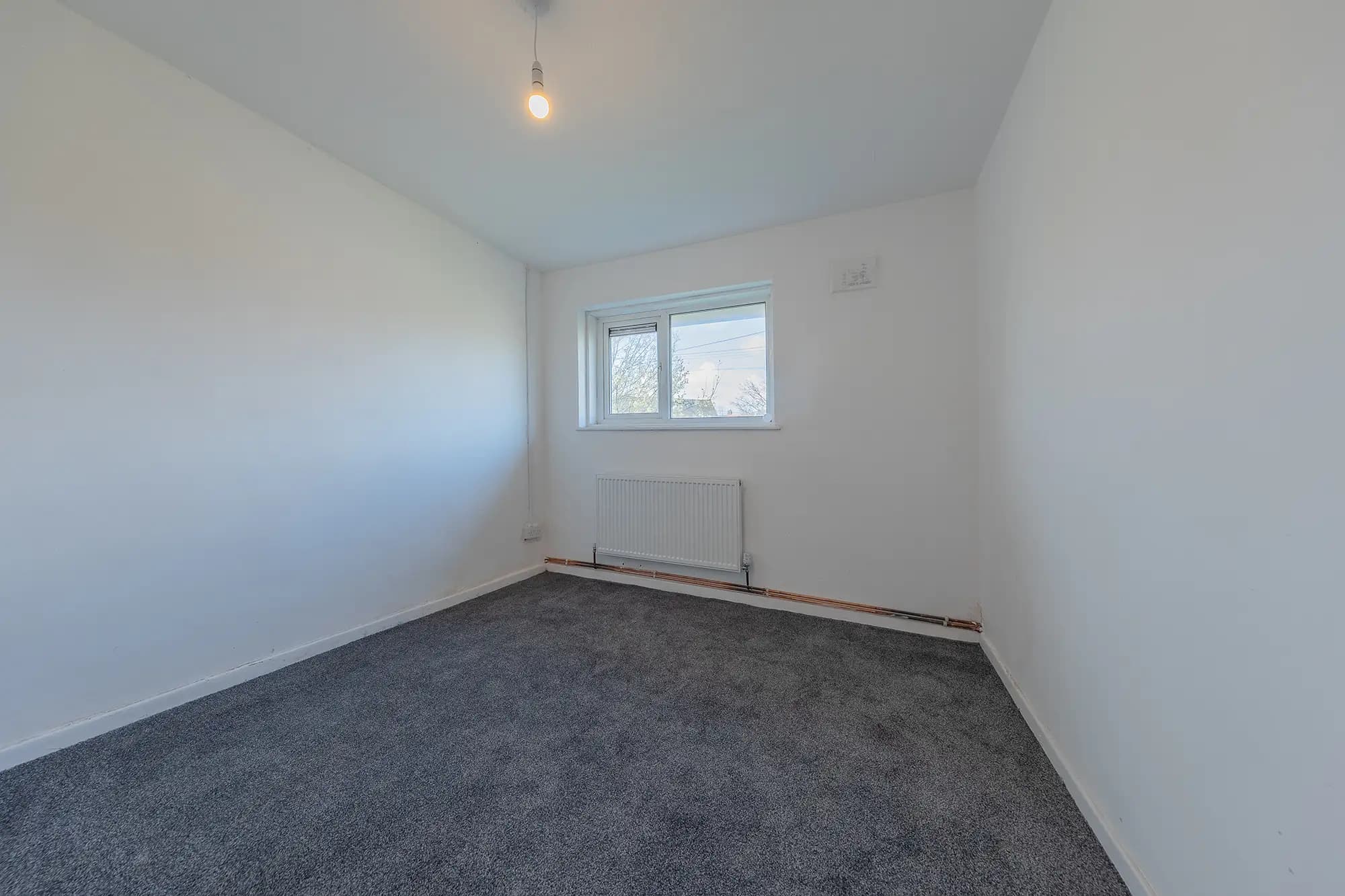 property photo 10 of 15