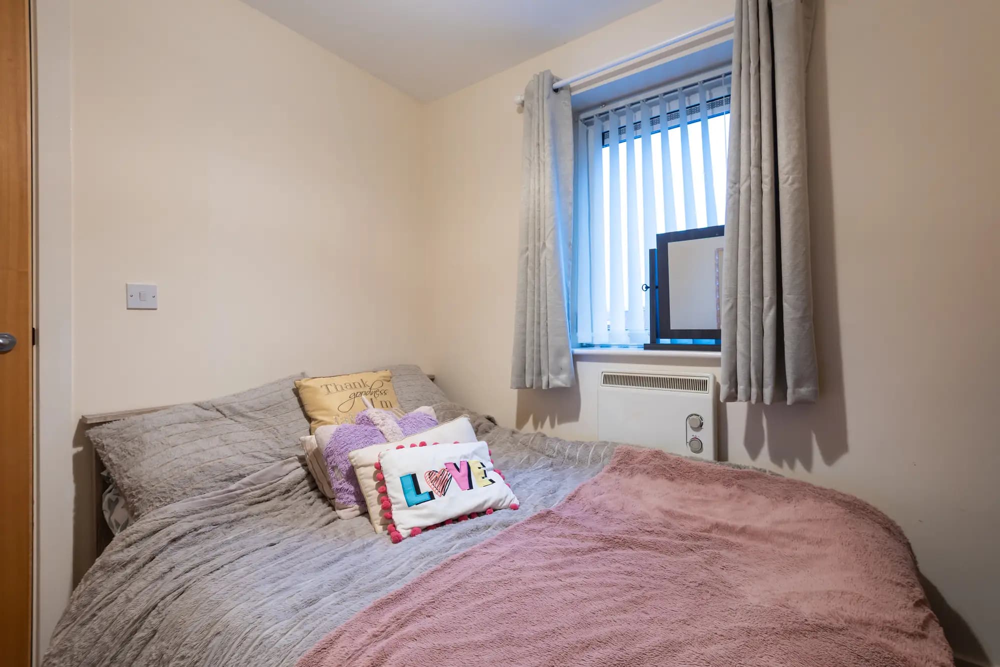 property photo 13 of 21