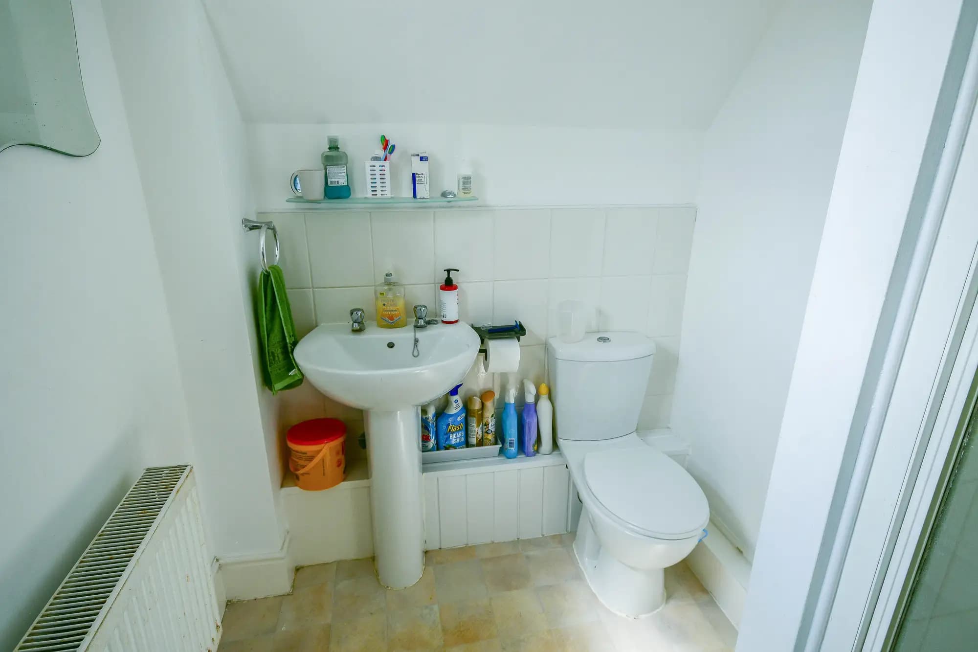 property photo 10 of 18