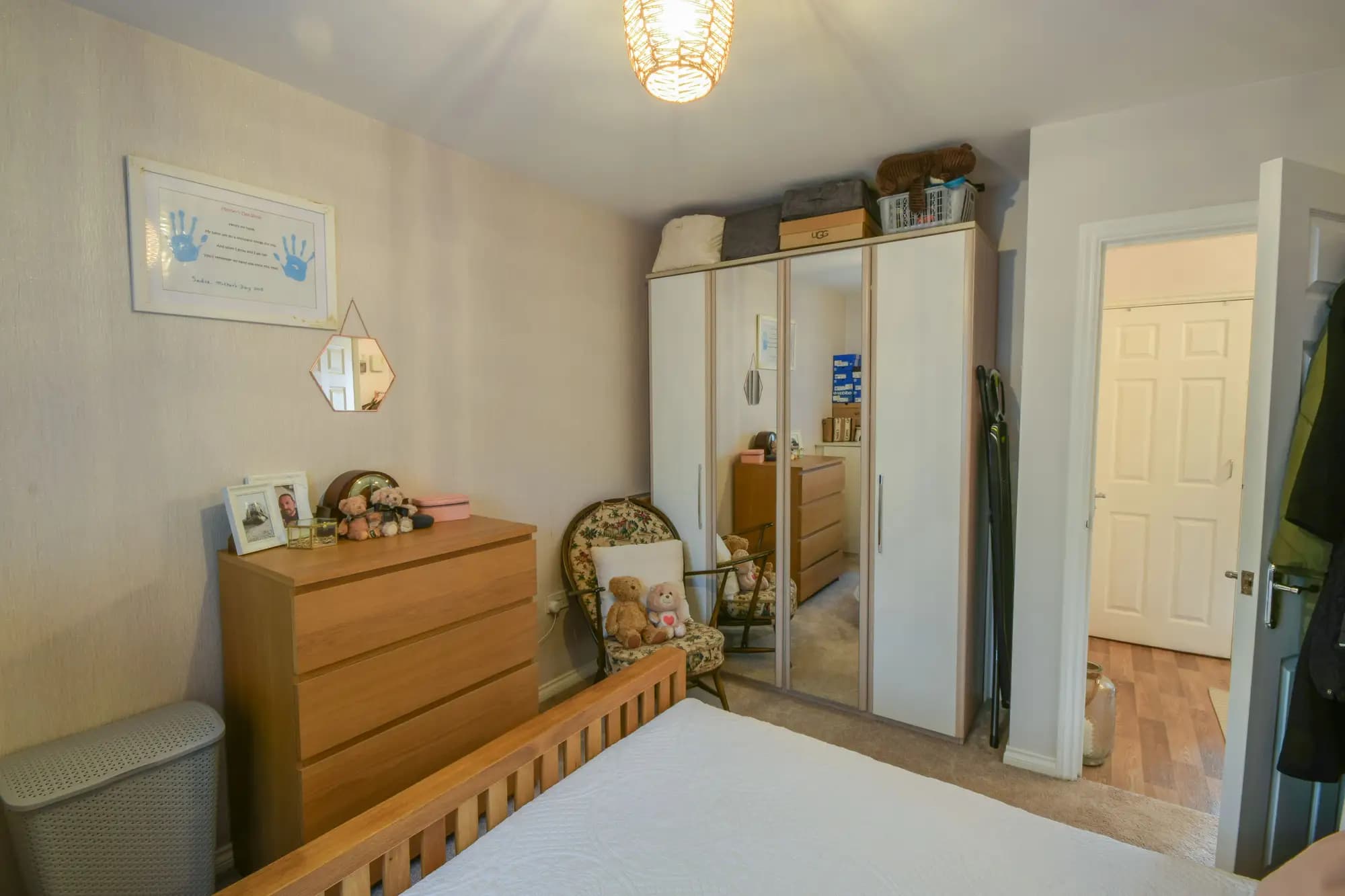 property photo 13 of 15