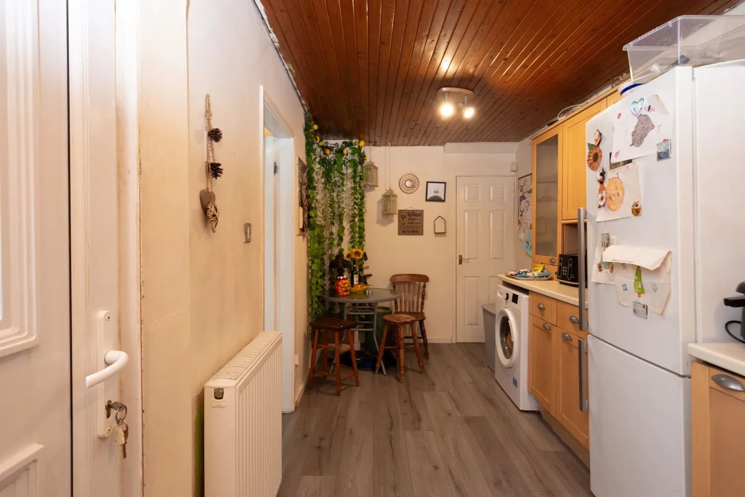 property photo 7 of 14
