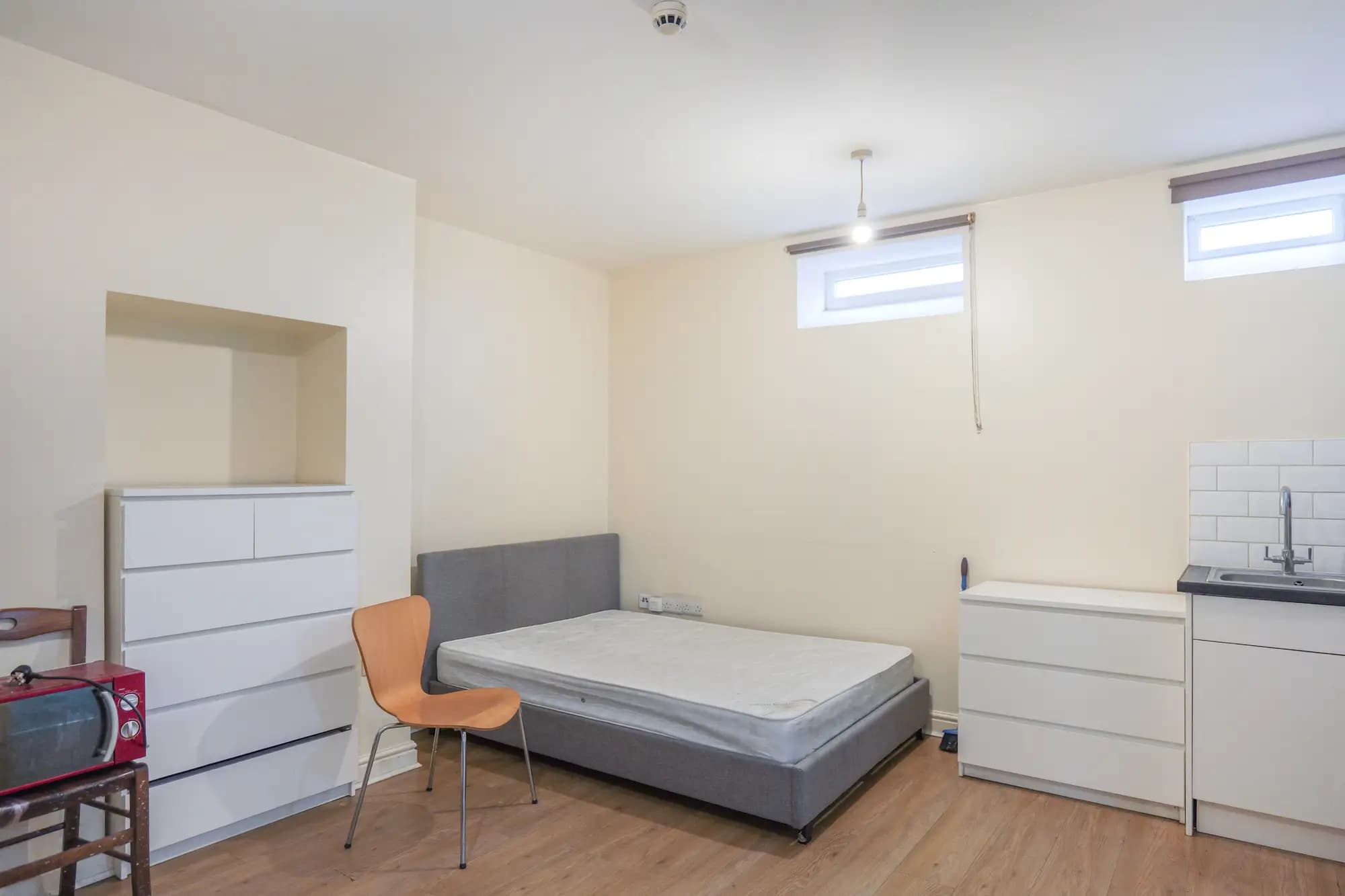 property photo 15 of 40