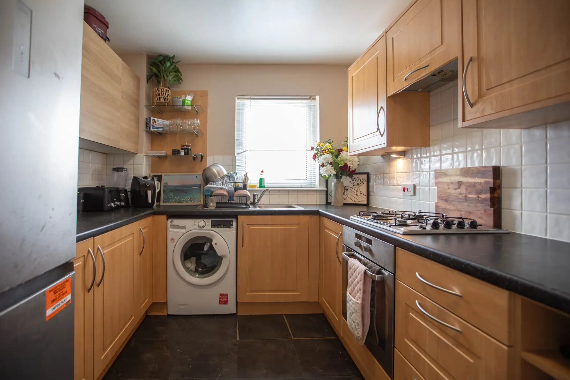 property photo 15 of 38