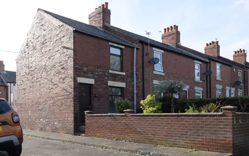 property photo 12 of 14